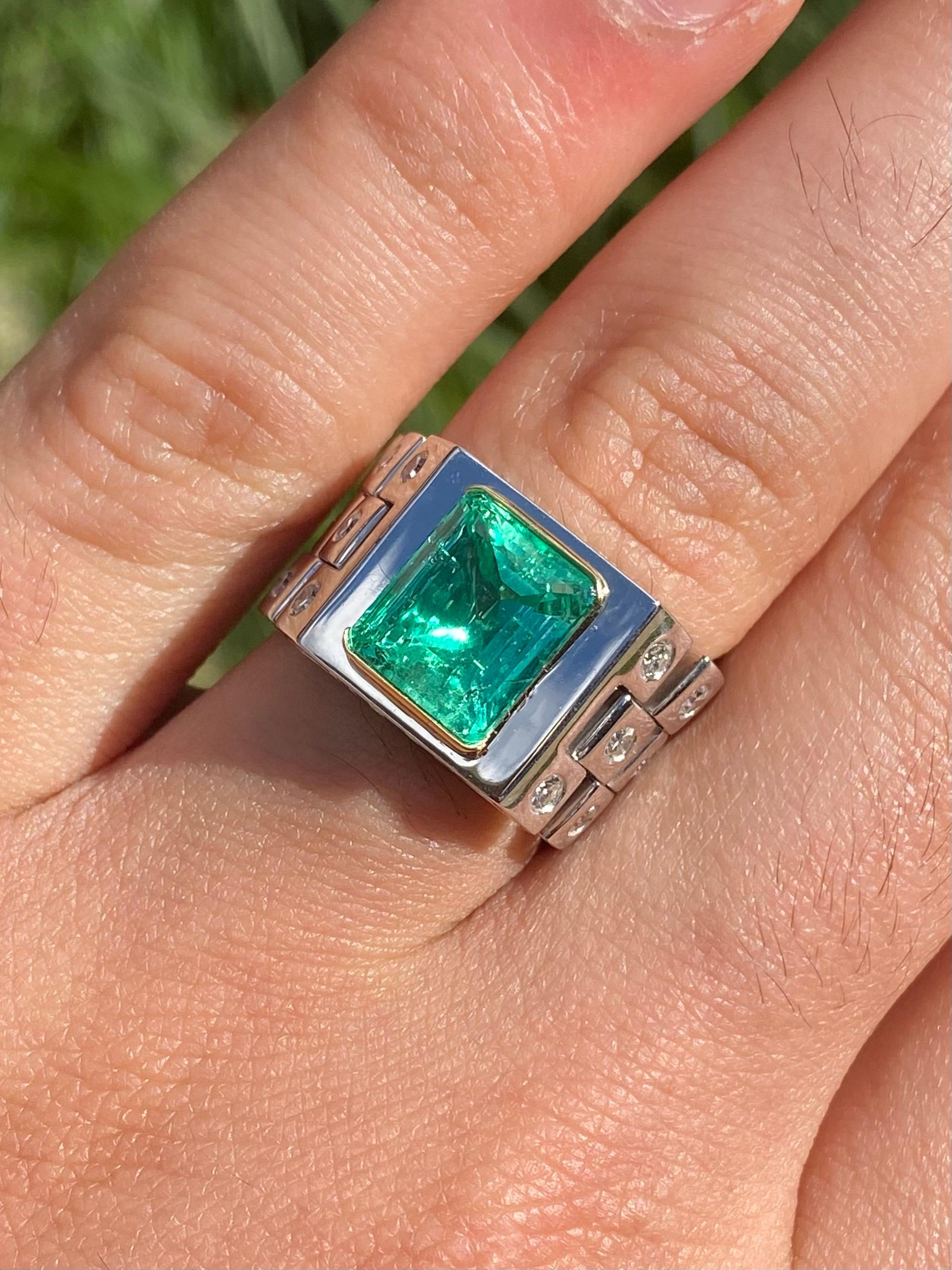 GRS Cert. 3.43 Carat Colombian Emerald Mens Platinum Carved Link Ring 1