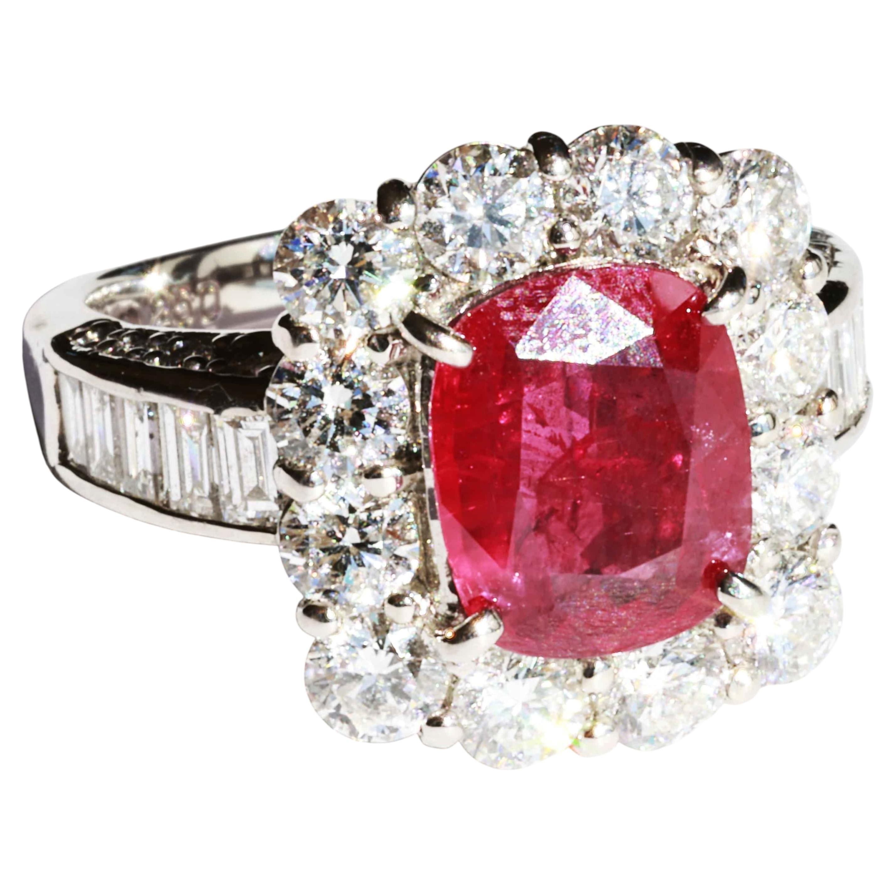GRS Certificate n.h. Burma Myanmar Ruby Brilliant Ring 2.60 ct 2.38 ct Platinum