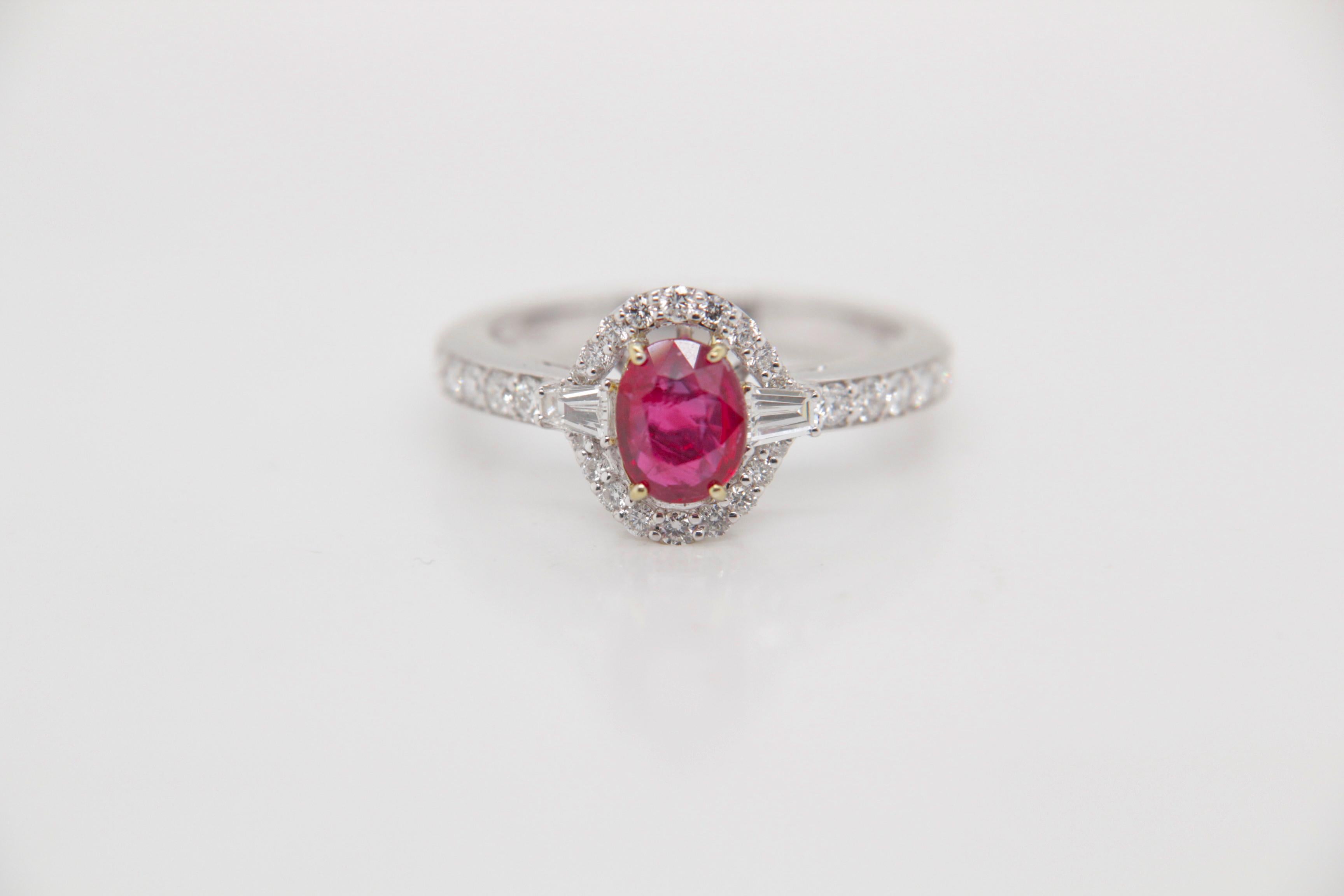 Oval Cut GRS Certified 0.95 Carat Burmese Ruby No Heat Pigeon Blood Ring in 18k Gold For Sale
