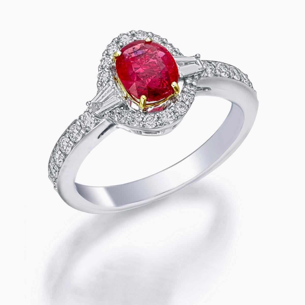 GRS Certified 0.95 Carat Burmese Ruby No Heat Pigeon Blood Ring in 18k Gold For Sale 2
