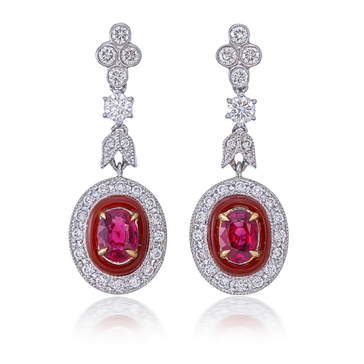 Modern GRS Certified 0.98 Carat Burmese Pigeon Blood No Heat Ruby and Diamond Earrings For Sale
