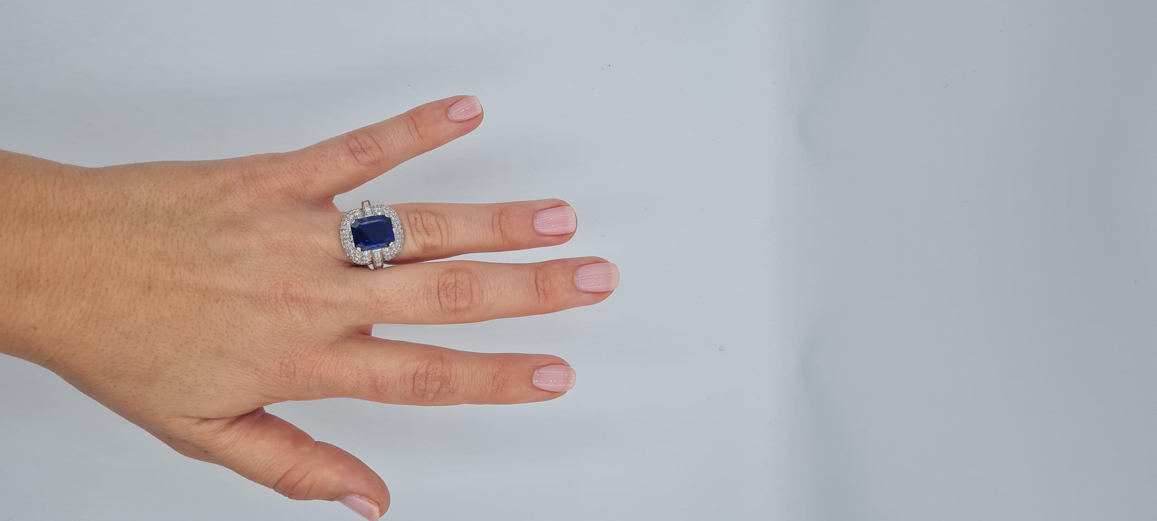 GRS Certified 10 Carat No Heat Blue Sapphire Ring For Sale 1