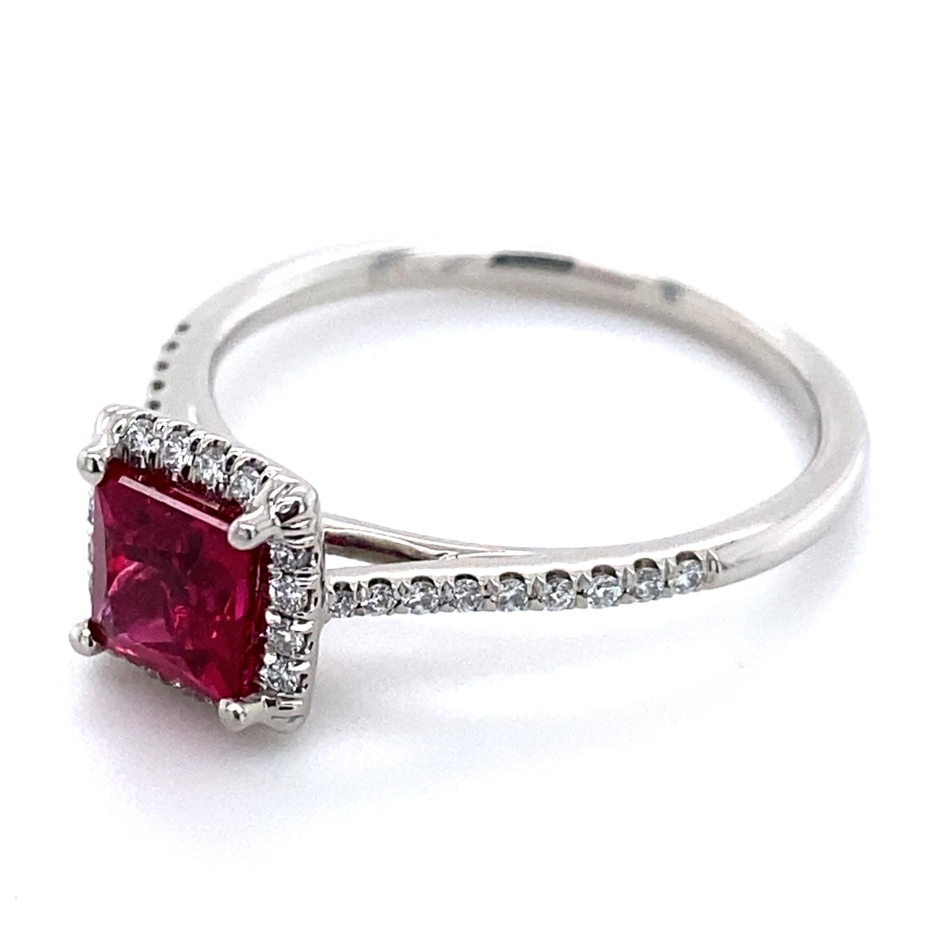 GRS Certified 1.04 Carats Ruby Diamonds set in Platinum Ring In New Condition For Sale In Los Angeles, CA