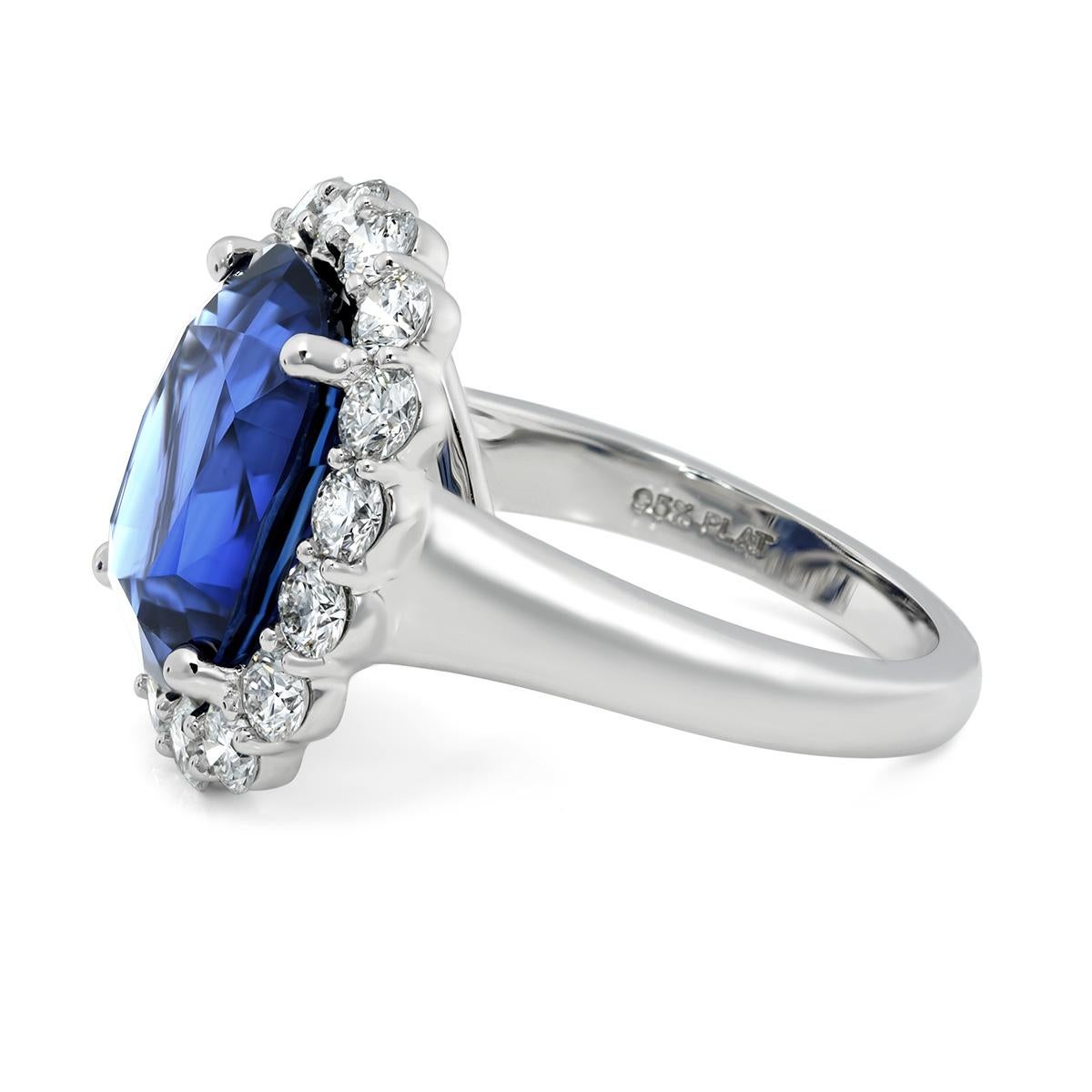 GRS Certified 10.64 Carats Blue Sapphire Diamonds set in Platinum Ring In New Condition For Sale In Los Angeles, CA