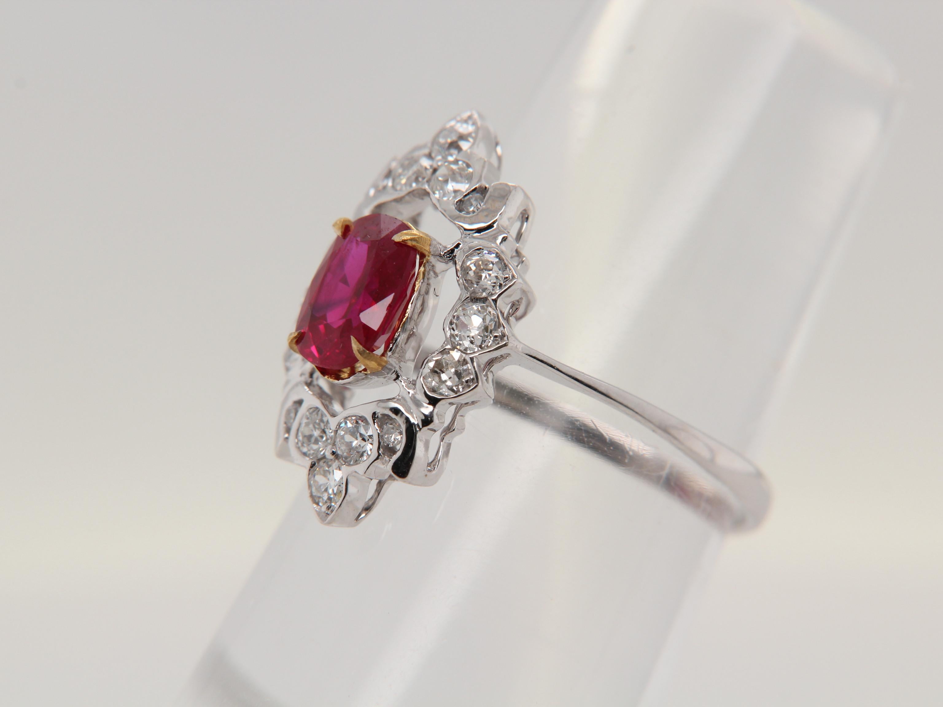 Oval Cut GRS Certified 1 Carat Burmese Pigeon Blood Ruby and Diamond 18K Gold Ring For Sale