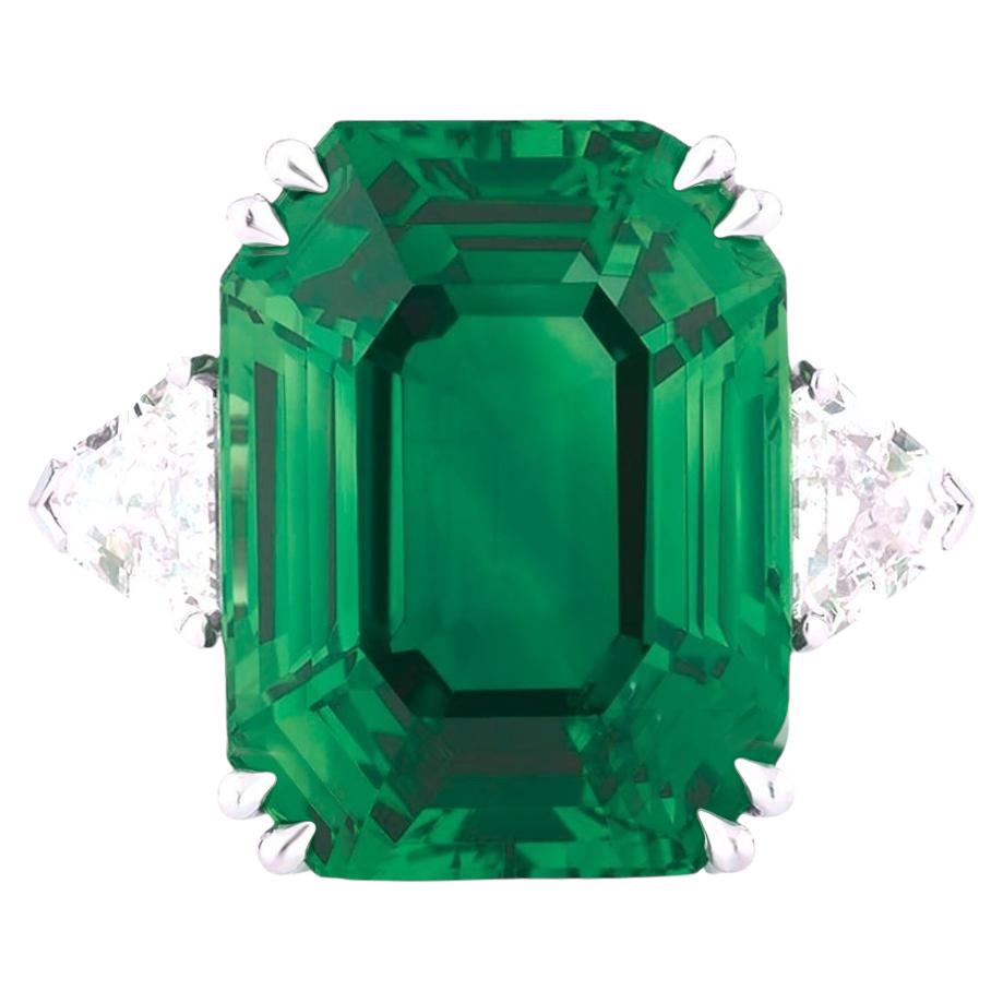 Emerald Cut GRS Certified 11.21 Carat VIVID GREEN Emerald Diamond Ring For Sale