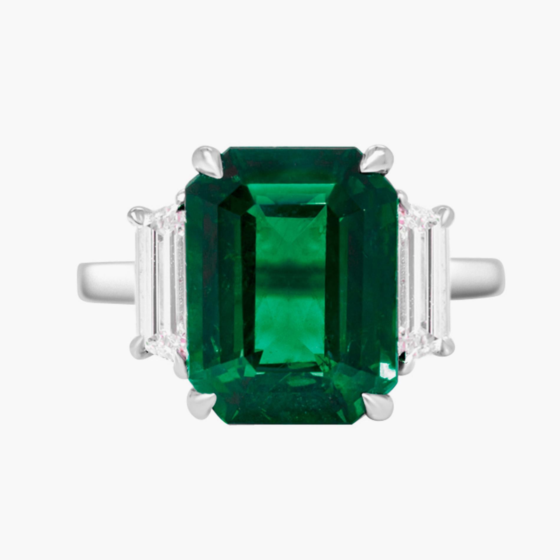 Contemporary GRS Certified 11.21 Carat Vivid Green Oval Emerald MINOR OIL Diamond Ring For Sale