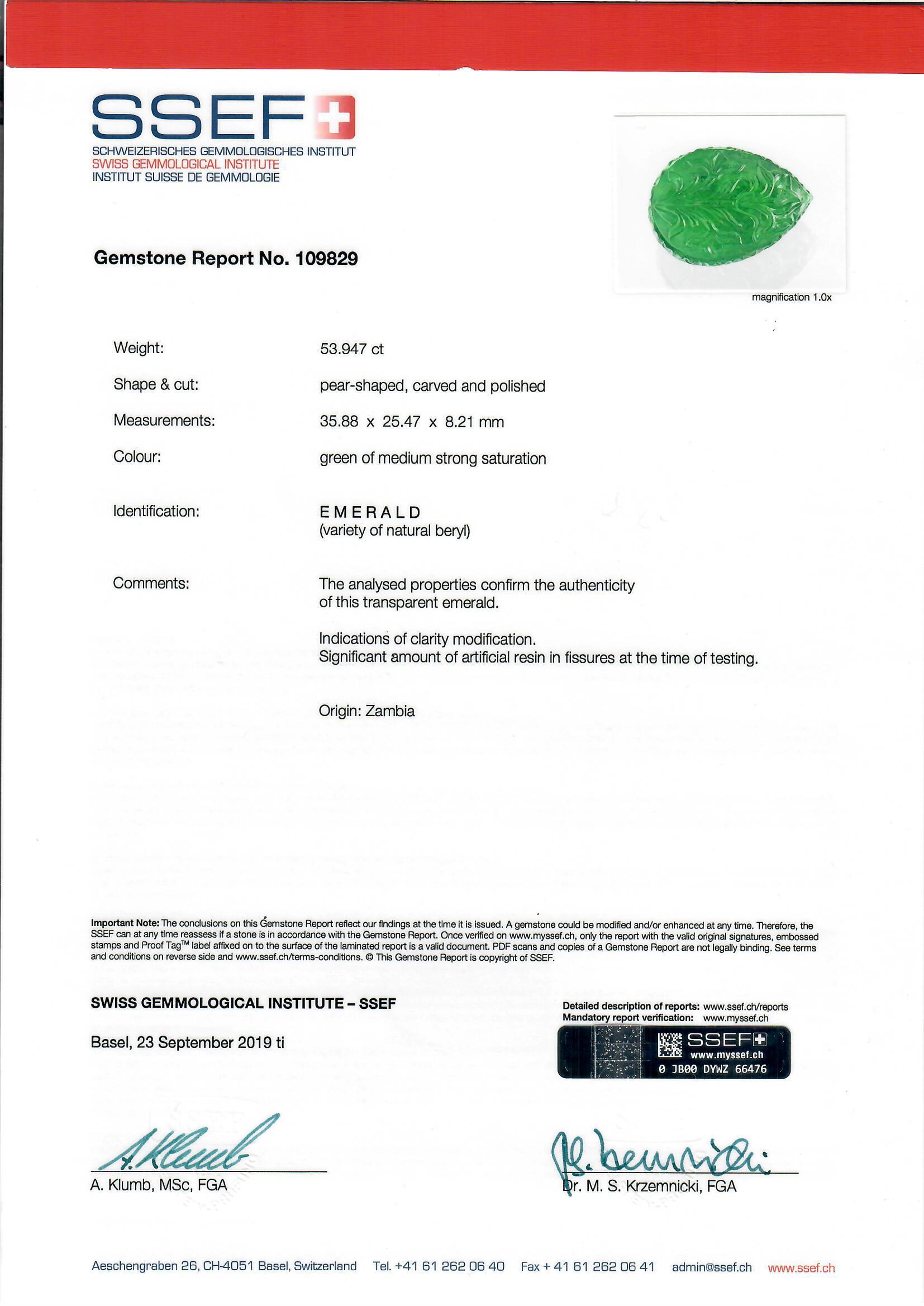 Pendiente tallado de pera zambiana de 112,30 quilates con certificado GRS Corte pera en venta
