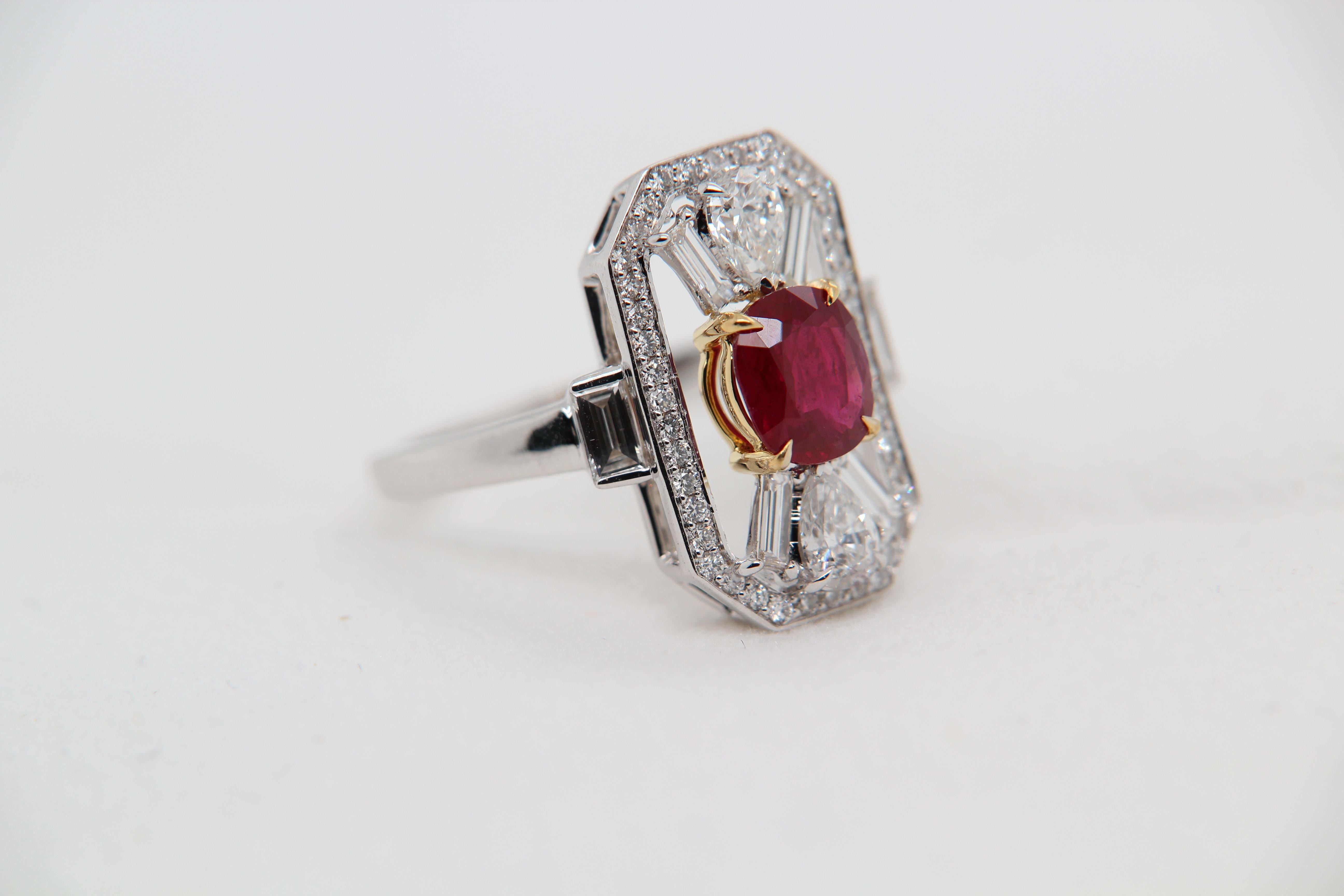 GRS Certified 1.16 Carat Pigeon Blood No Heat Ruby and Diamond Ring In New Condition In Bangkok, TH
