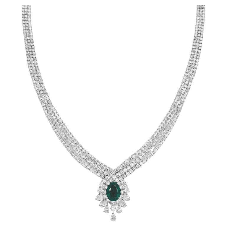 Collana di smeraldi colombiani con taglio a pera VIVID GREEN certificata GRS da 12 carati In condizioni ottime in vendita a Chicago, IL