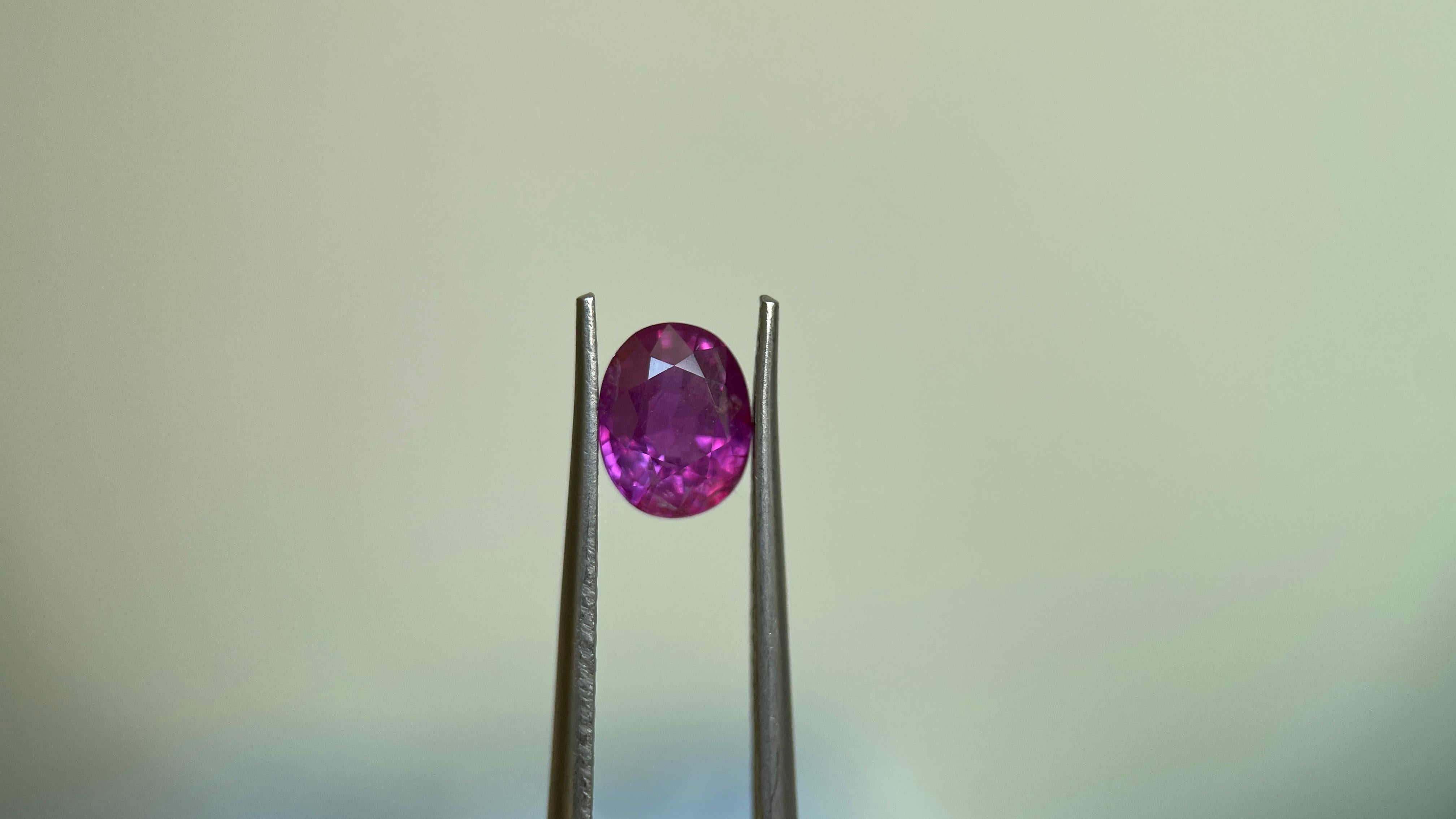 Art Deco GRS certified 1.21Ct Burmese Unheated Ruby-Burma Ruby (6.86 x 5.53 x 3.65mm) For Sale