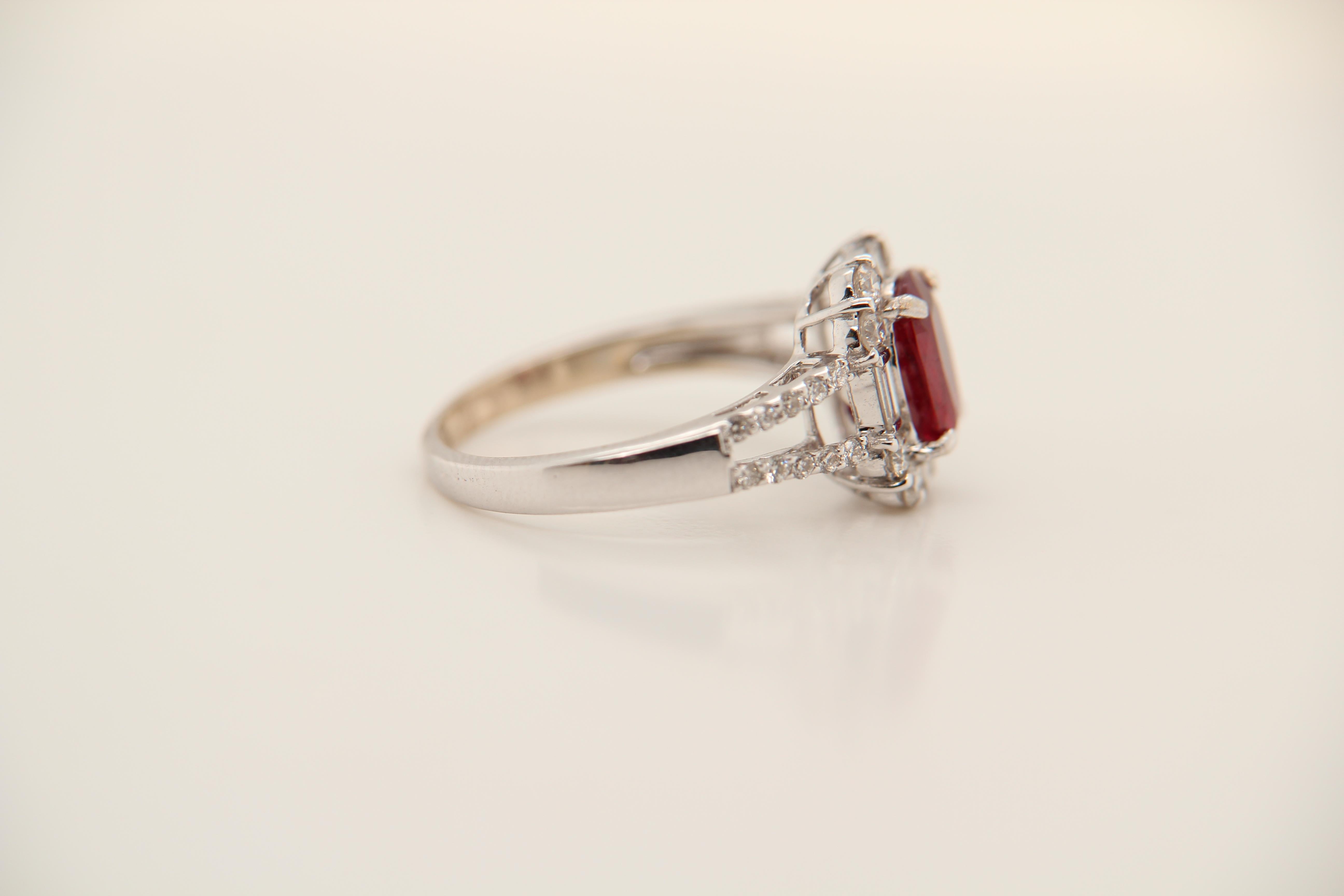 Cushion Cut GRS Certified 1.24 Carat Burma Ruby Pigeon Blood Diamond 18 Karat Gold Ring