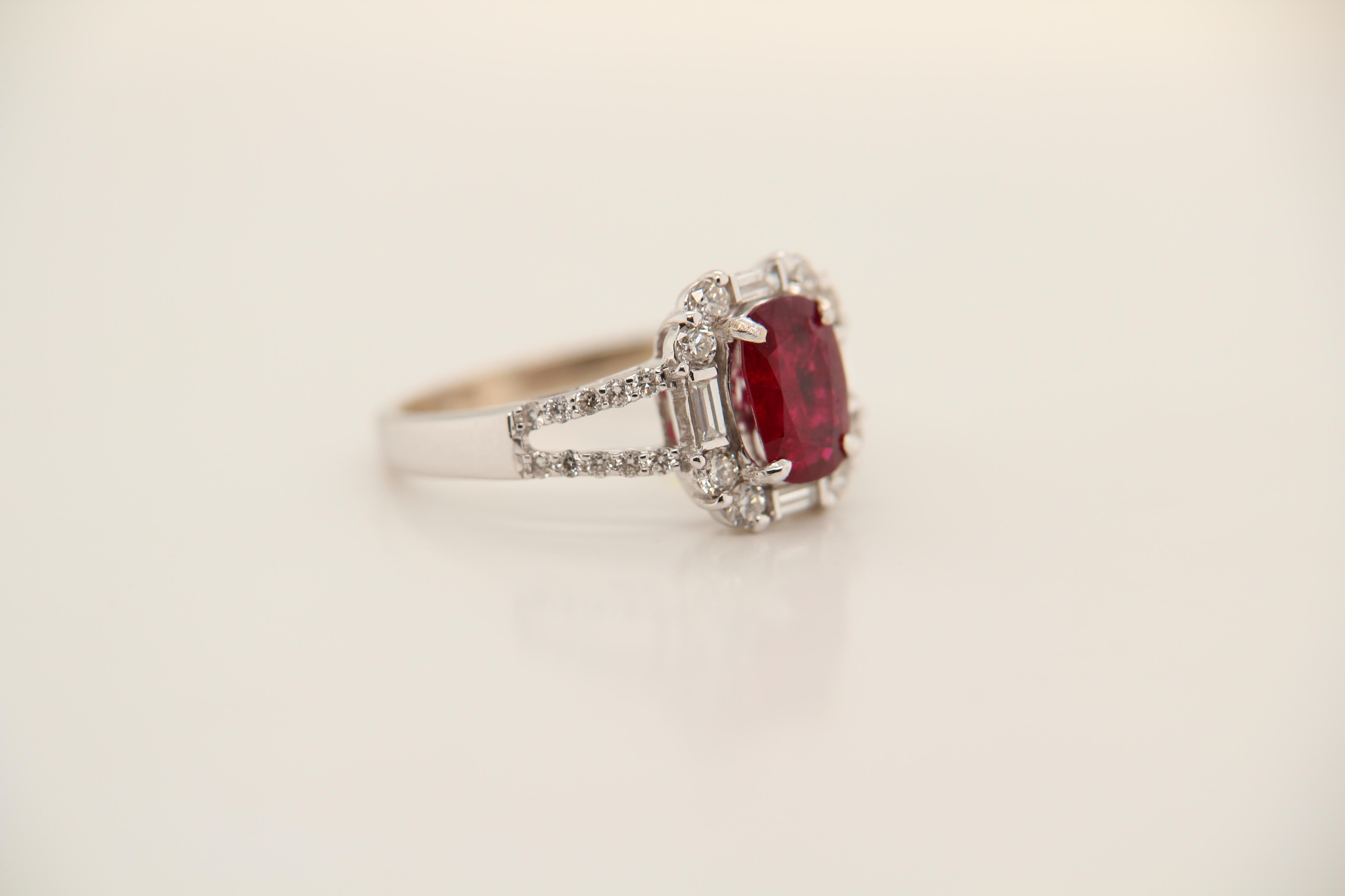 GRS Certified 1.24 Carat Burma Ruby Pigeon Blood Diamond 18 Karat Gold Ring In New Condition In Bangkok, TH
