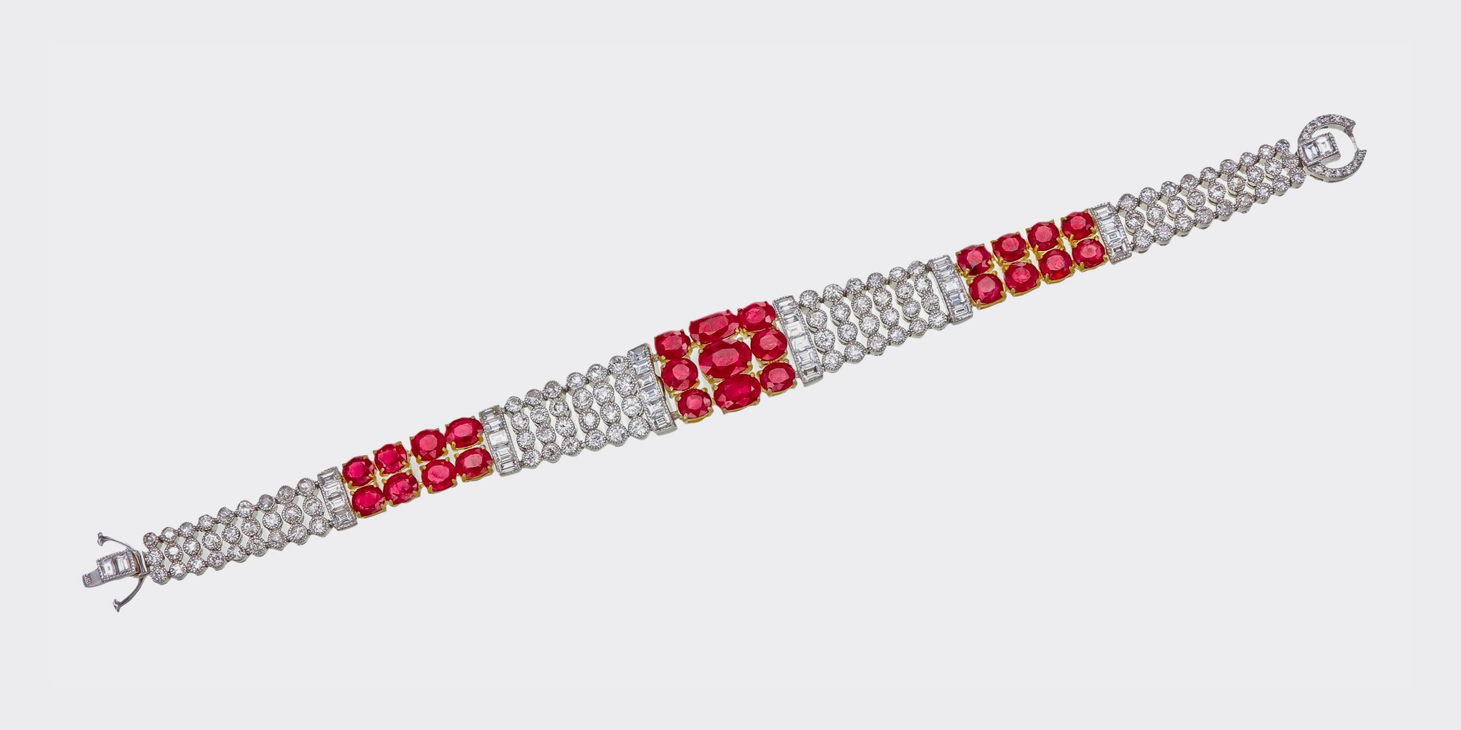 Moderne Bracelet en or 18 carats certifié GRS de 1,29 carat de rubis birman sans chaleur et de diamants en vente