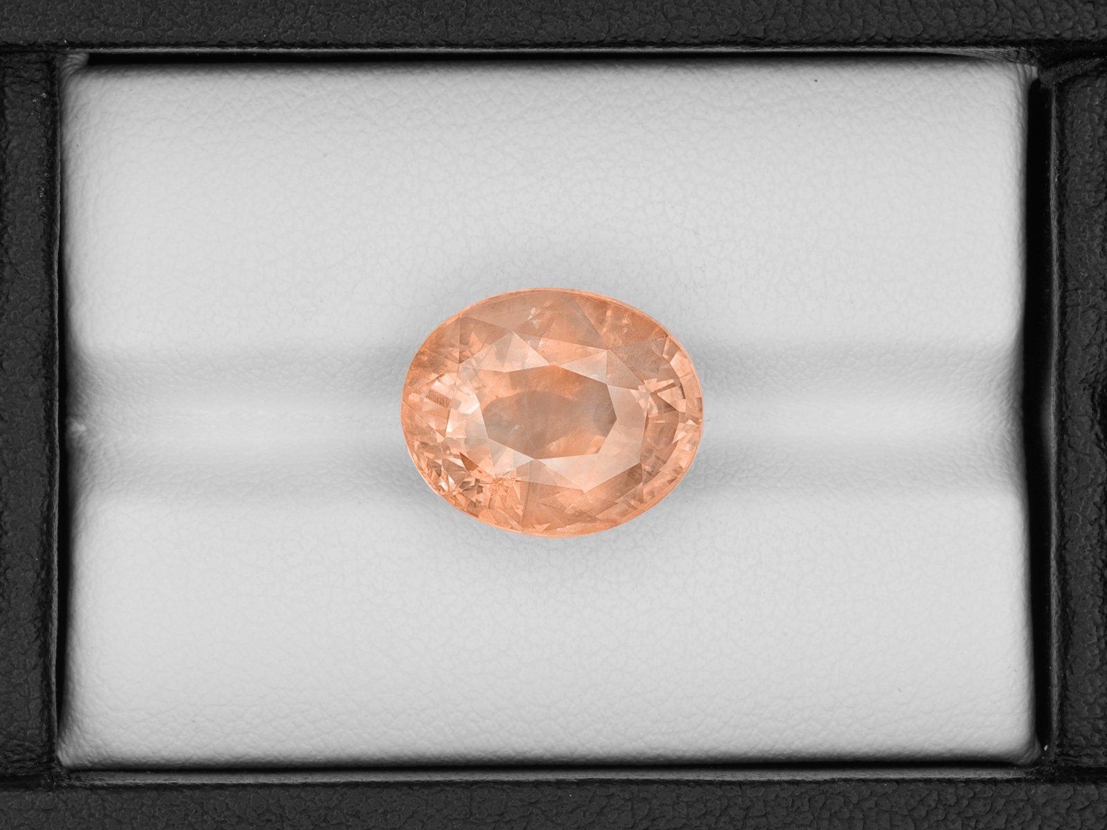 GRS Certified 13 Carat Natural Padparadscha No Heat Oval Sapphire In New Condition In Rome, IT