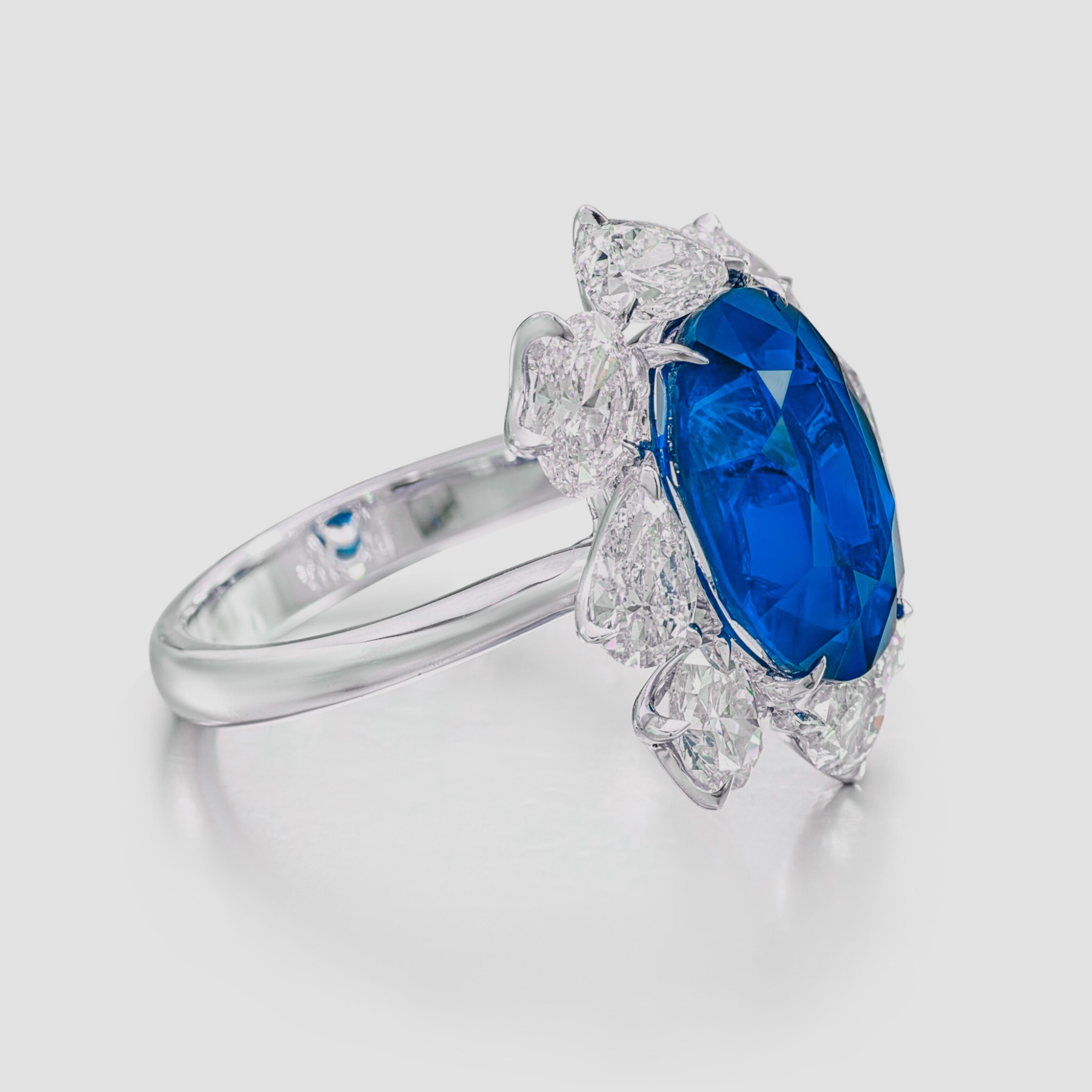 Contemporain Certifié GRS 13.89 ct. Bague saphir non traité de Ceylan Diamant en vente