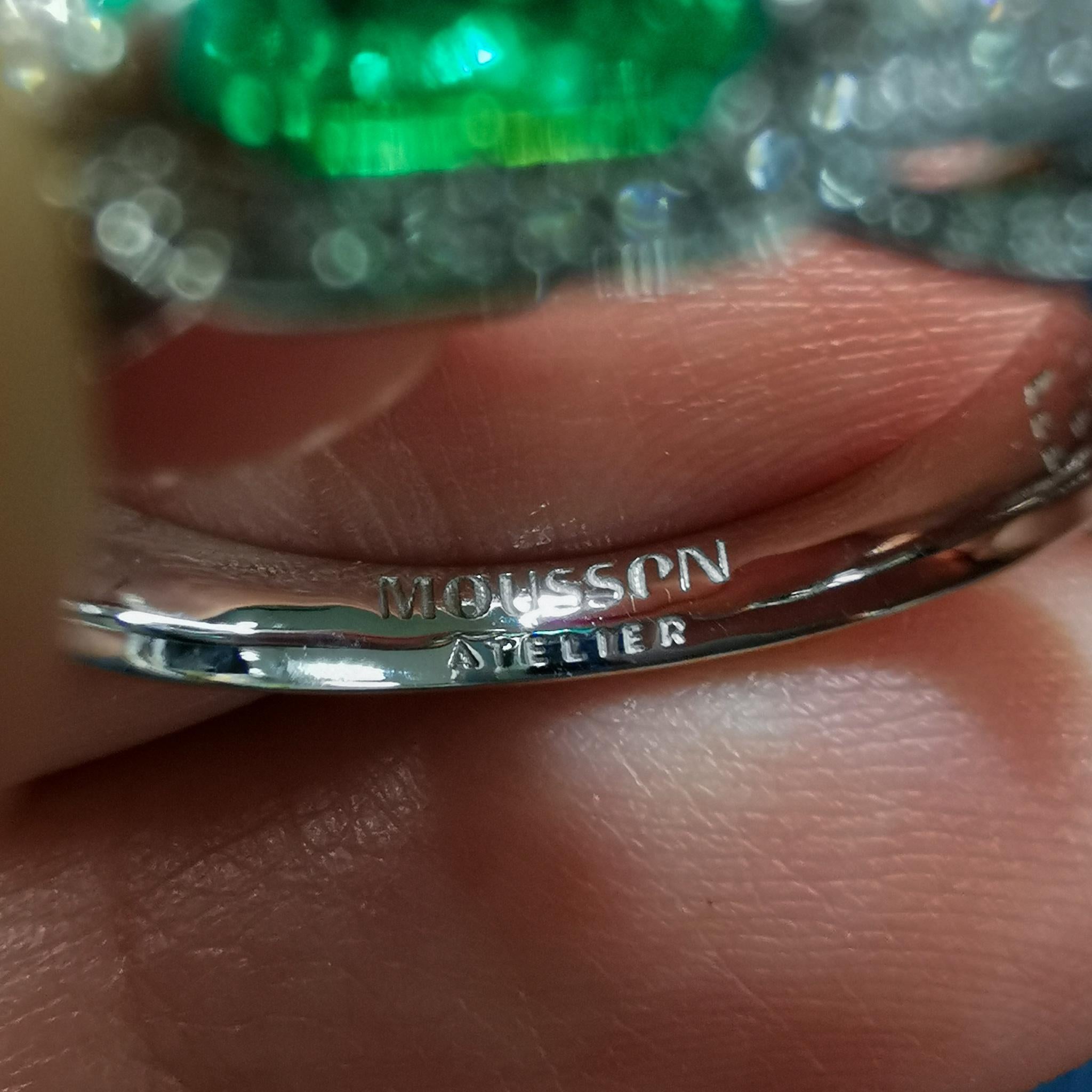 GRS-zertifizierter 1,39 Karat kolumbianischer Smaragd-Diamant-Ring aus 18 Karat Weißgold im Angebot 1