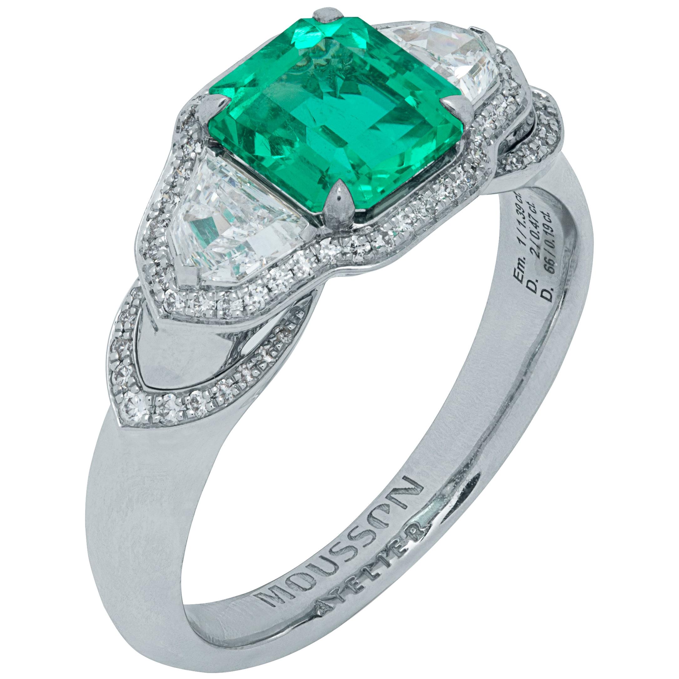 GRS Certified 1.39 Carat Colombian Emerald Diamond 18 Karat White Gold Ring