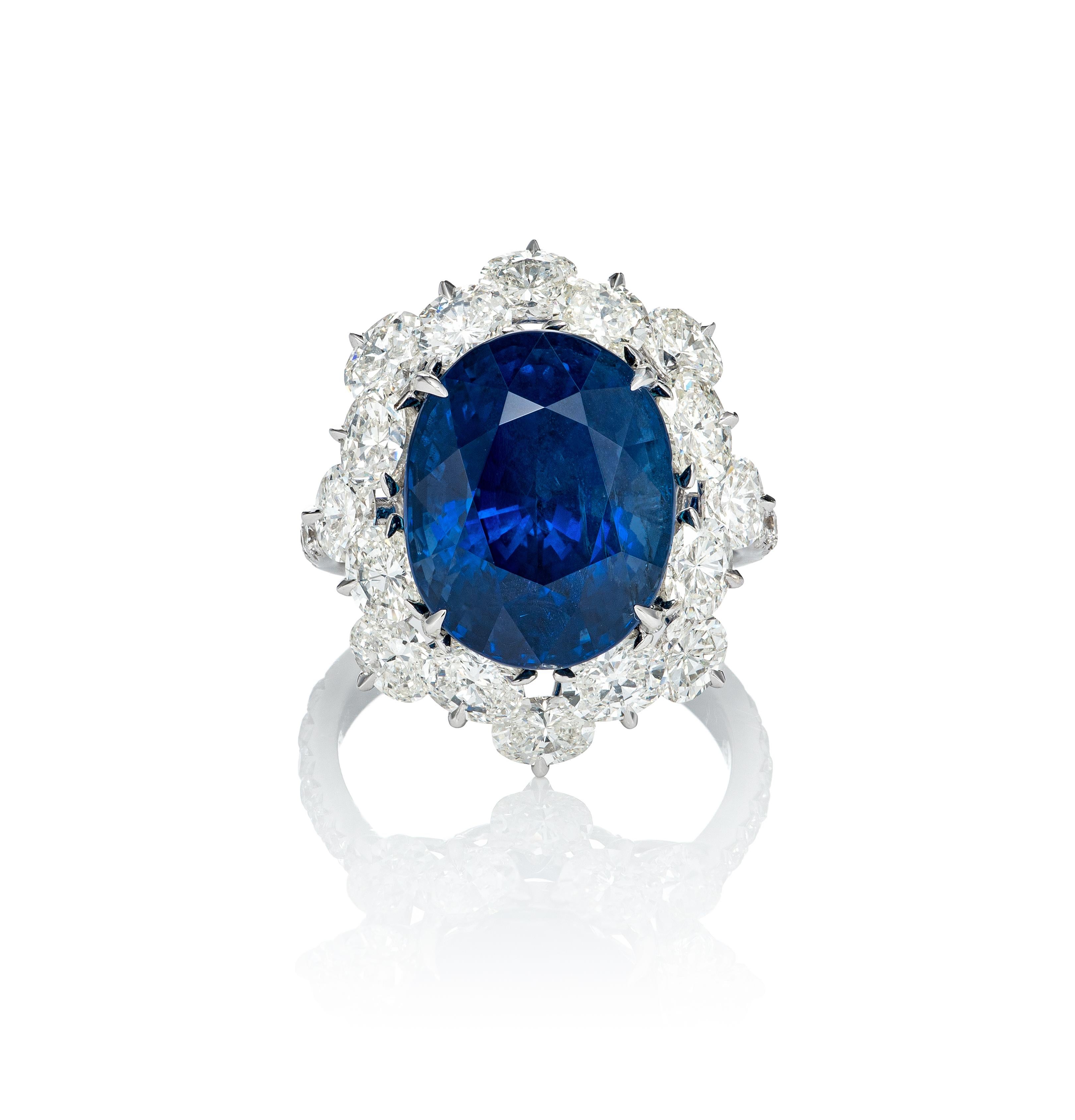 GRS Certified 14.15 Carat Burmese No Heat Sapphire Diamond Ring in 18k Gold In New Condition For Sale In Central, HK