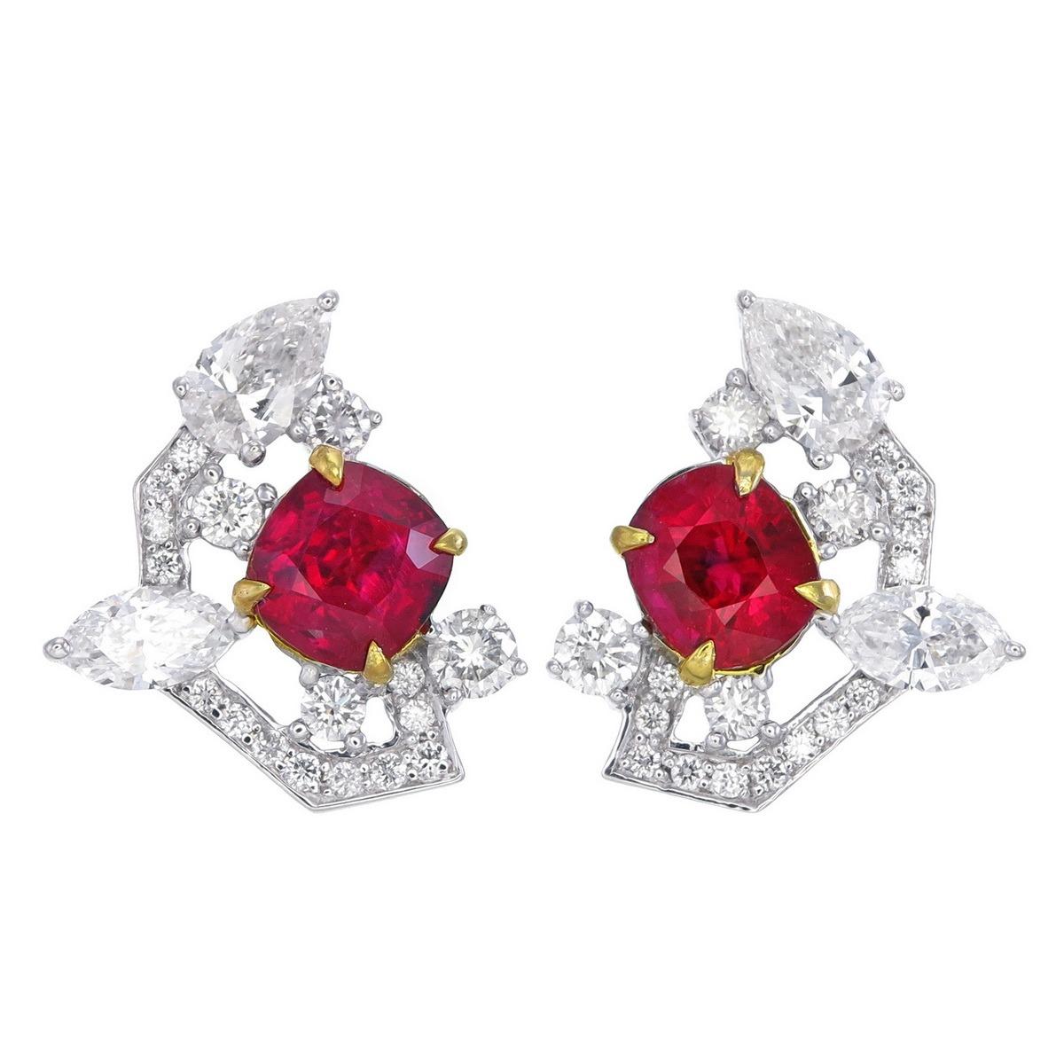 GRS Certified 1.63 Carat Burmese No Heat Pigeon Blood Ruby and Diamond Earrings In New Condition For Sale In Bangkok, TH