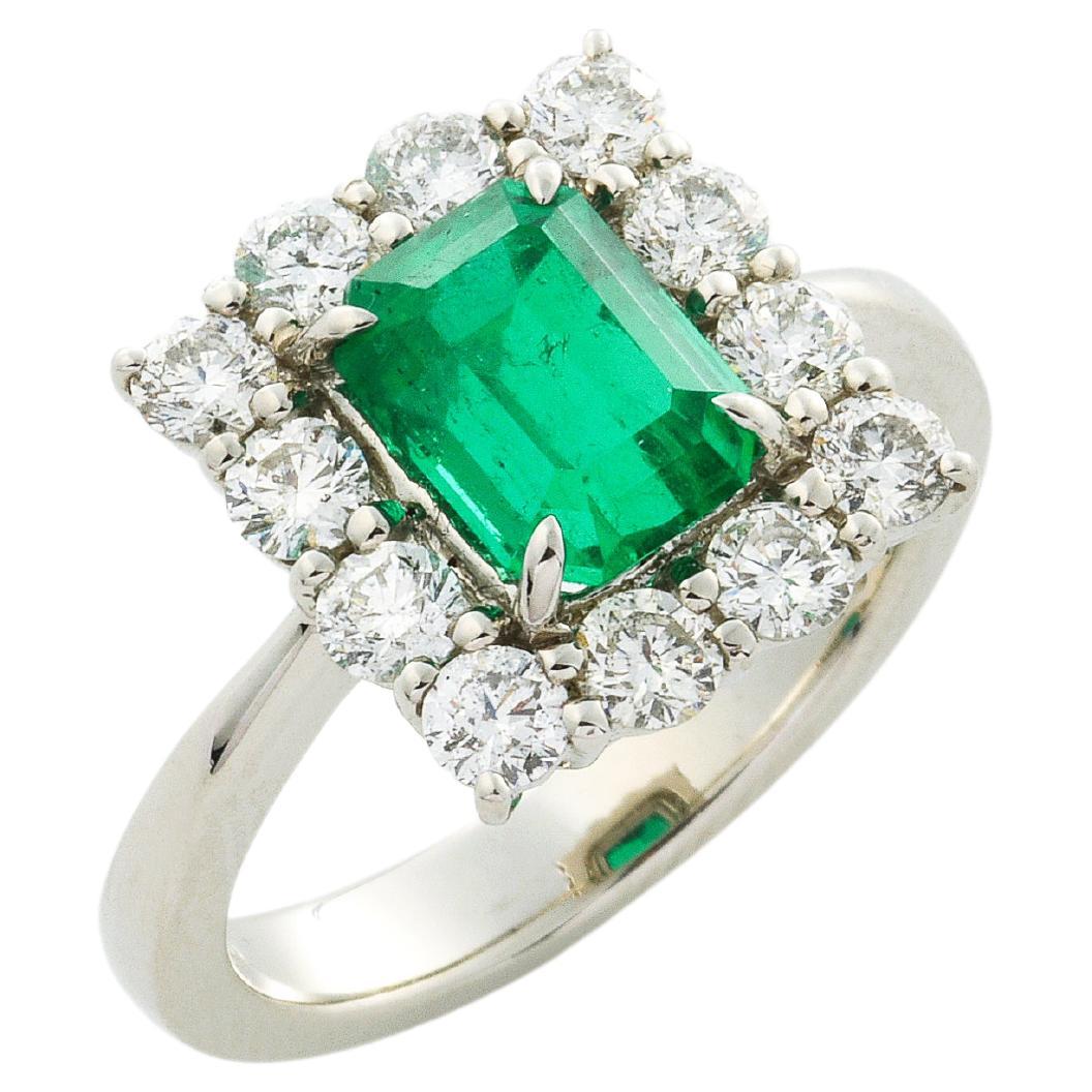 Anello con smeraldo Muzo "Vivid Green" certificato GRS da 1,81 carati
