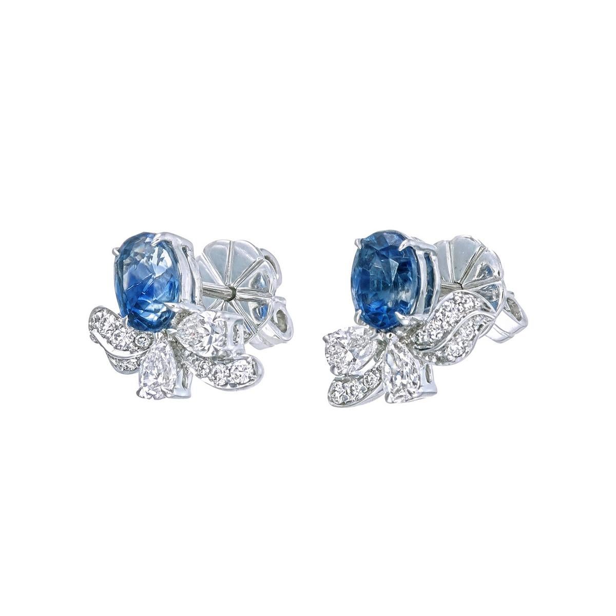 Modernista Orecchini con zaffiro blu del Kashmir e diamanti certificati GRS da 1,87 carati in WG 18k in vendita