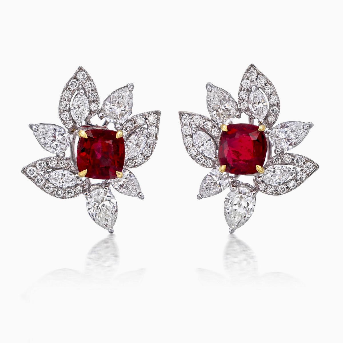 GRS Certified 1.91 Carat Pigeon Blood Burmese No Heat Ruby and Diamond Earring In New Condition For Sale In Bangkok, TH