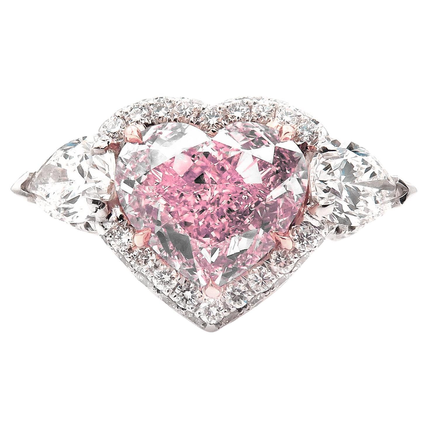 Contemporain Bague en forme de cœur avec un diamant certifié GRS de 2,08 ct de couleur rose-brun fantaisie en vente