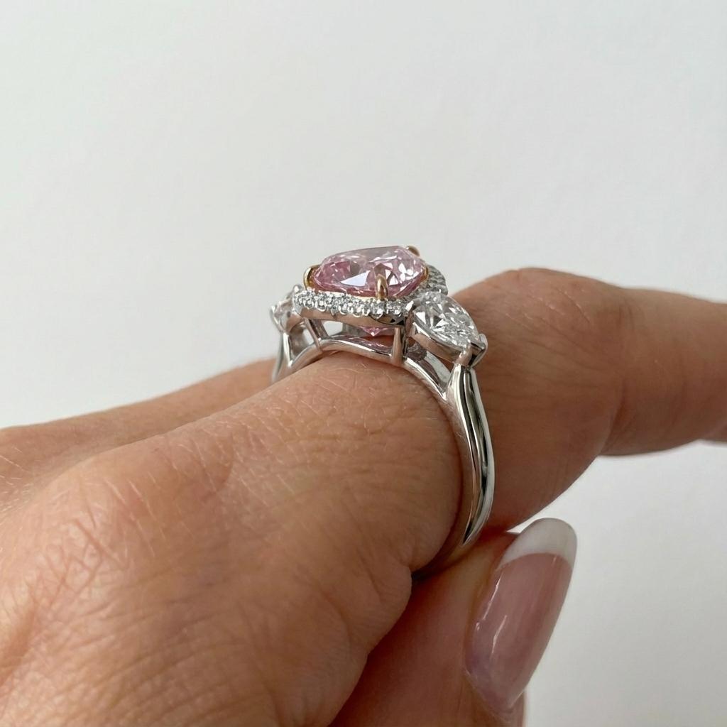 Bague en forme de cœur avec un diamant certifié GRS de 2,08 ct de couleur rose-brun fantaisie Neuf - En vente à Chicago, IL