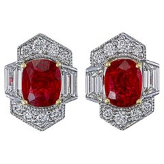 Boucles d'oreilles en or blanc 18 carats certifiées GRS avec rubis de Birmanie et diamants de 2,09 carats