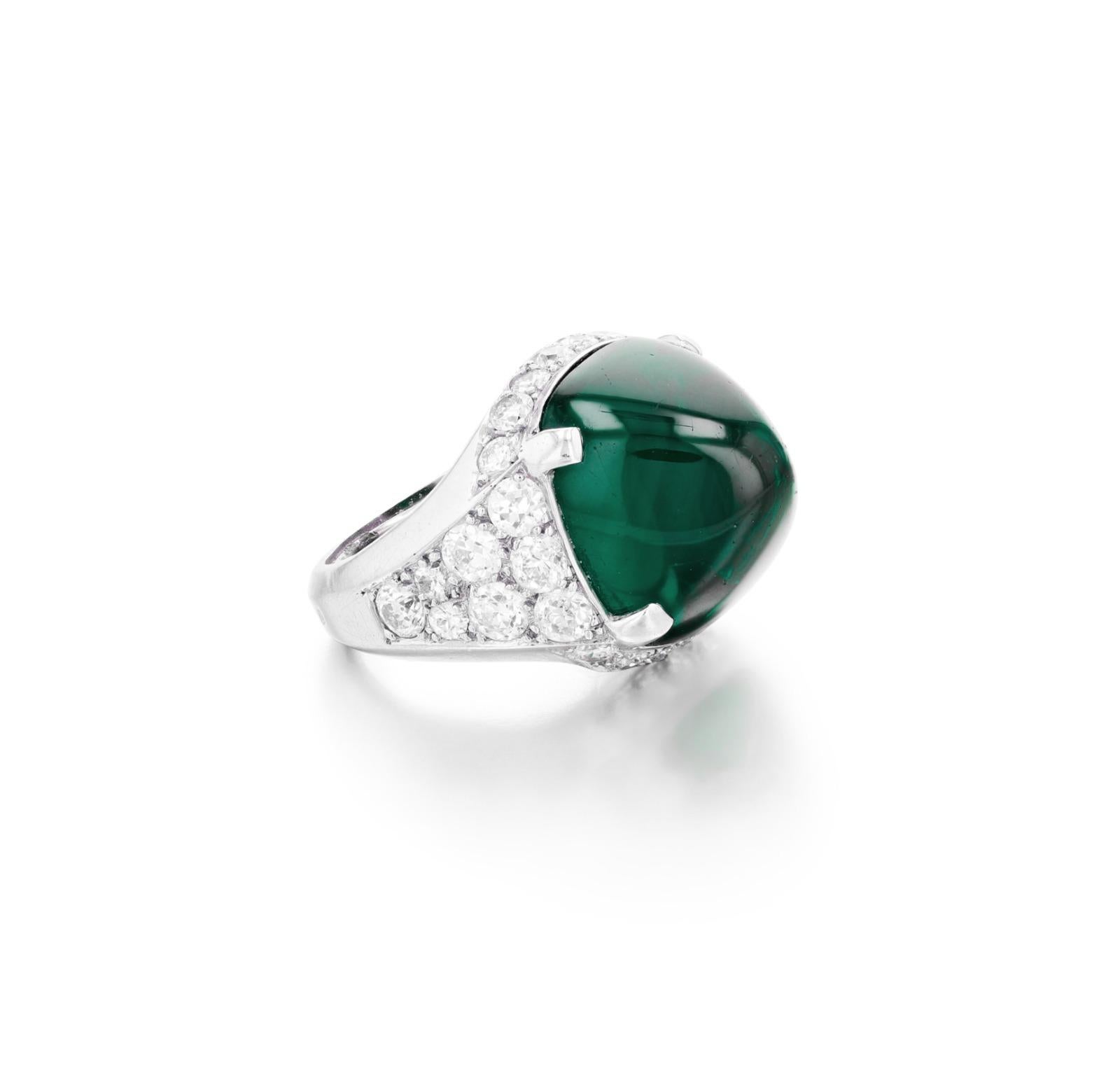 GRS Certified 21 Carat Sugarloaf Minor Oil Emerald Ring In New Condition For Sale In Chicago, IL