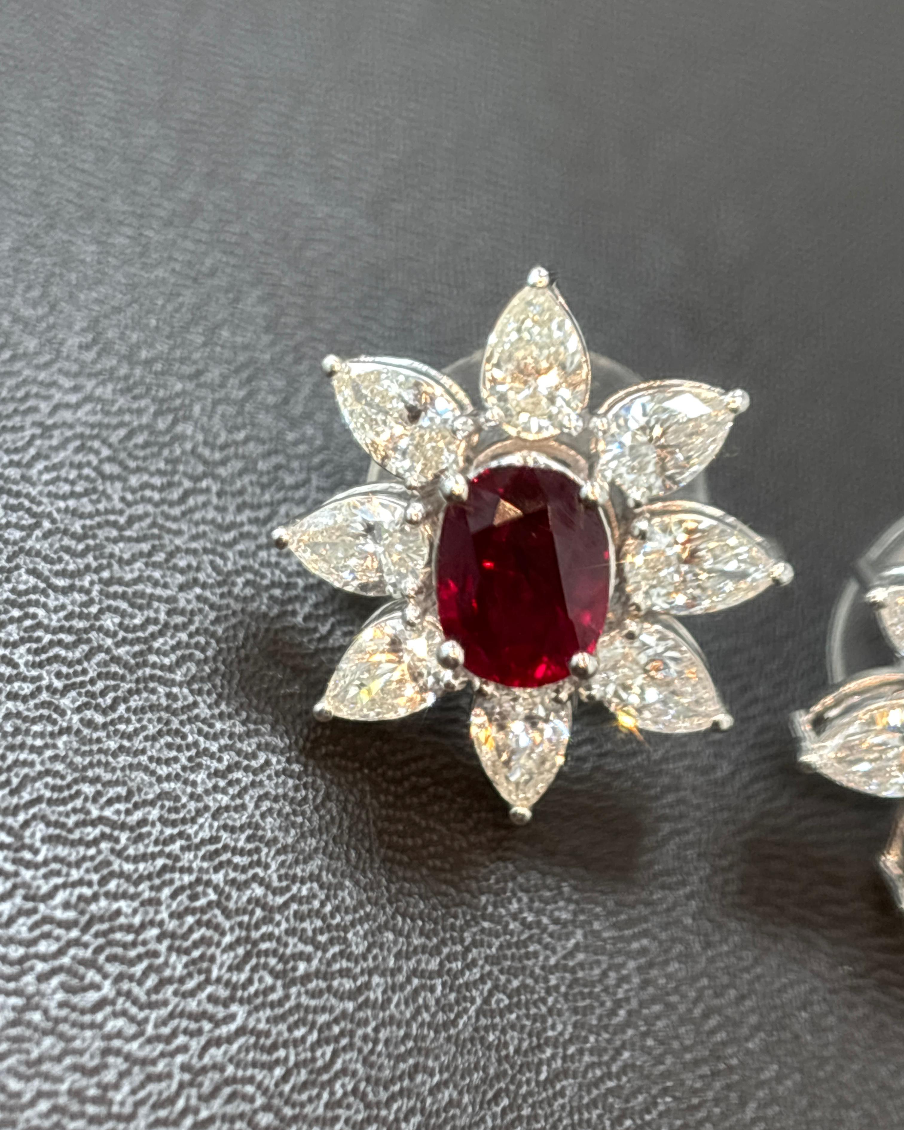 Orecchini in platino con diamante rosso rubino certificato GRS da 2,22 carati Burma No Heat Vivid Diamonds in vendita 1