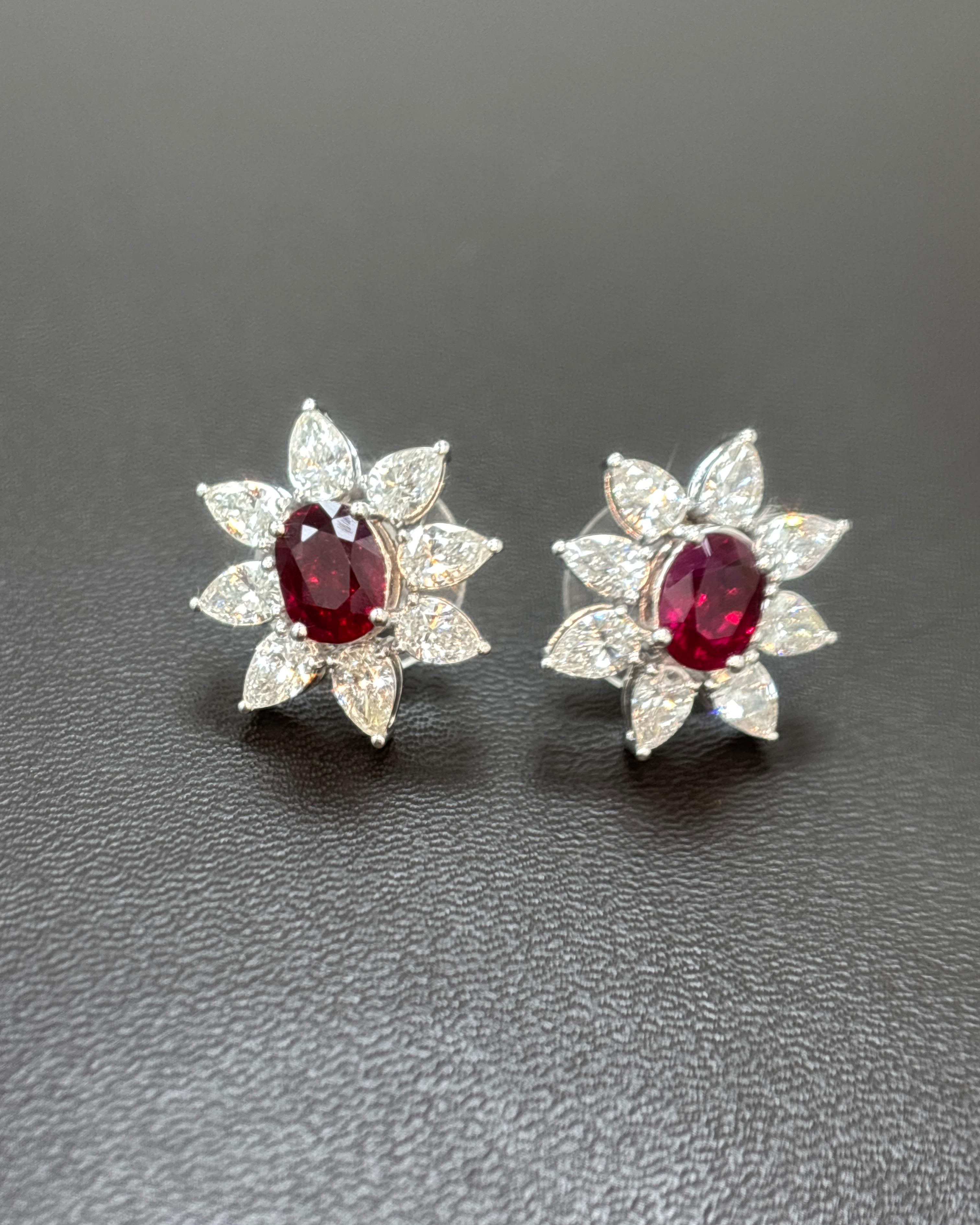 Orecchini in platino con diamante rosso rubino certificato GRS da 2,22 carati Burma No Heat Vivid Diamonds in vendita 3