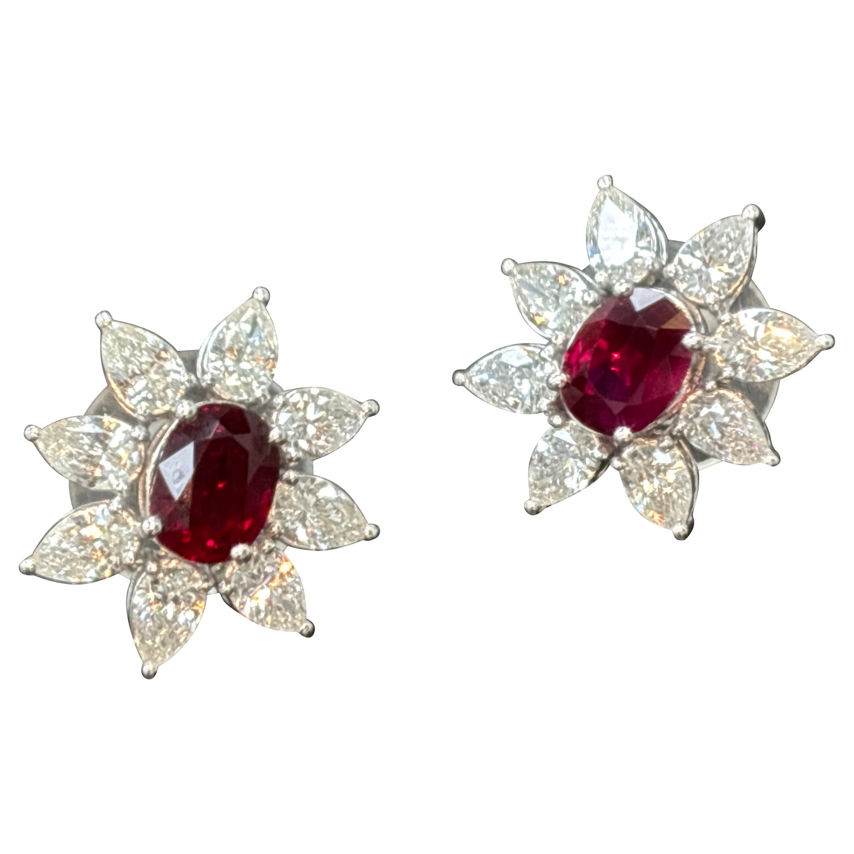 Pendientes de platino con diamante rubí rojo vivo de Birmania sin calor certificado GRS de 2,22 quilates