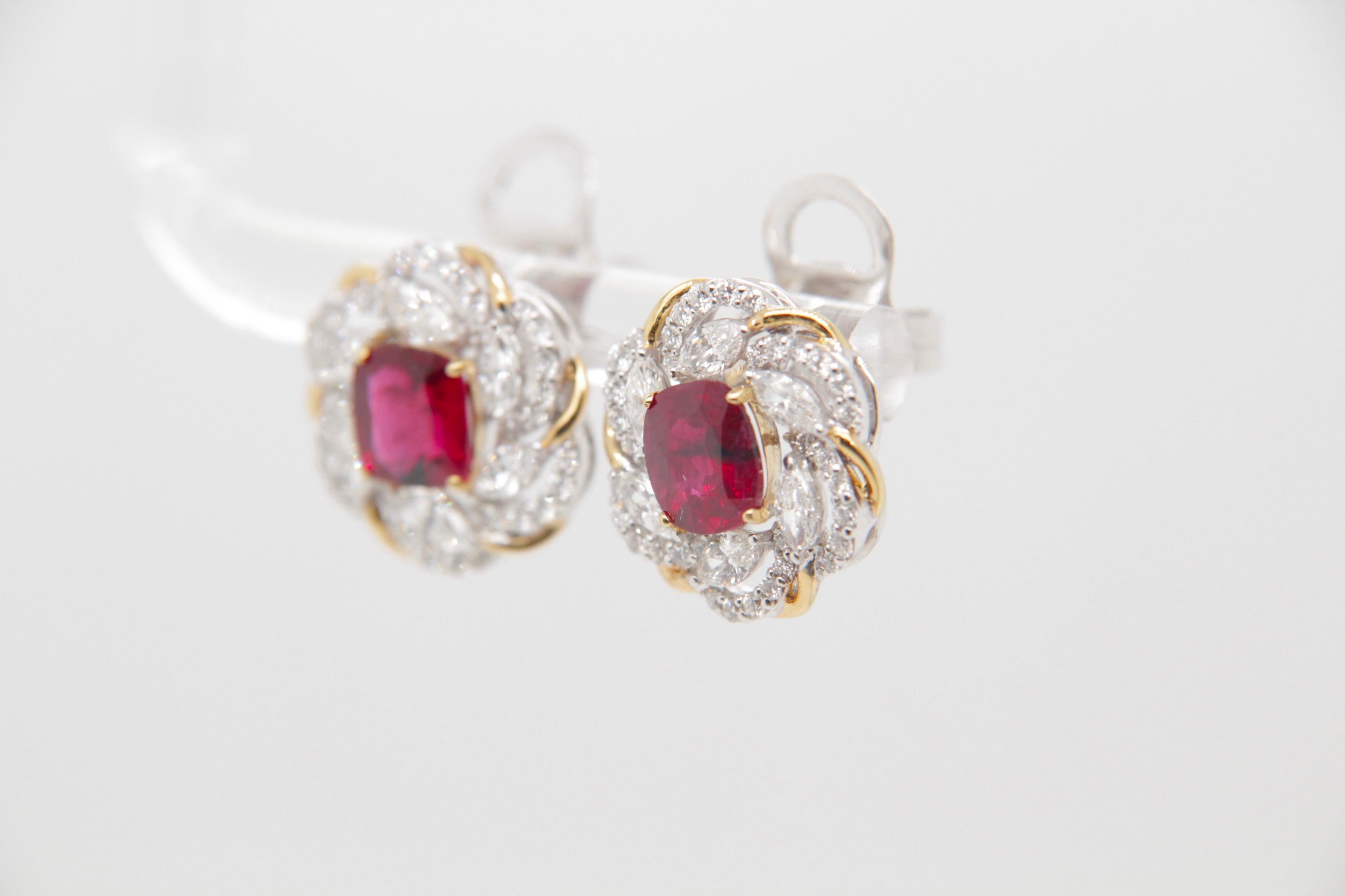 GRS Certified 2.23 Carat Pigeon Blood Burmese No Heat Ruby and Diamond Earring  In New Condition For Sale In Bangkok, TH