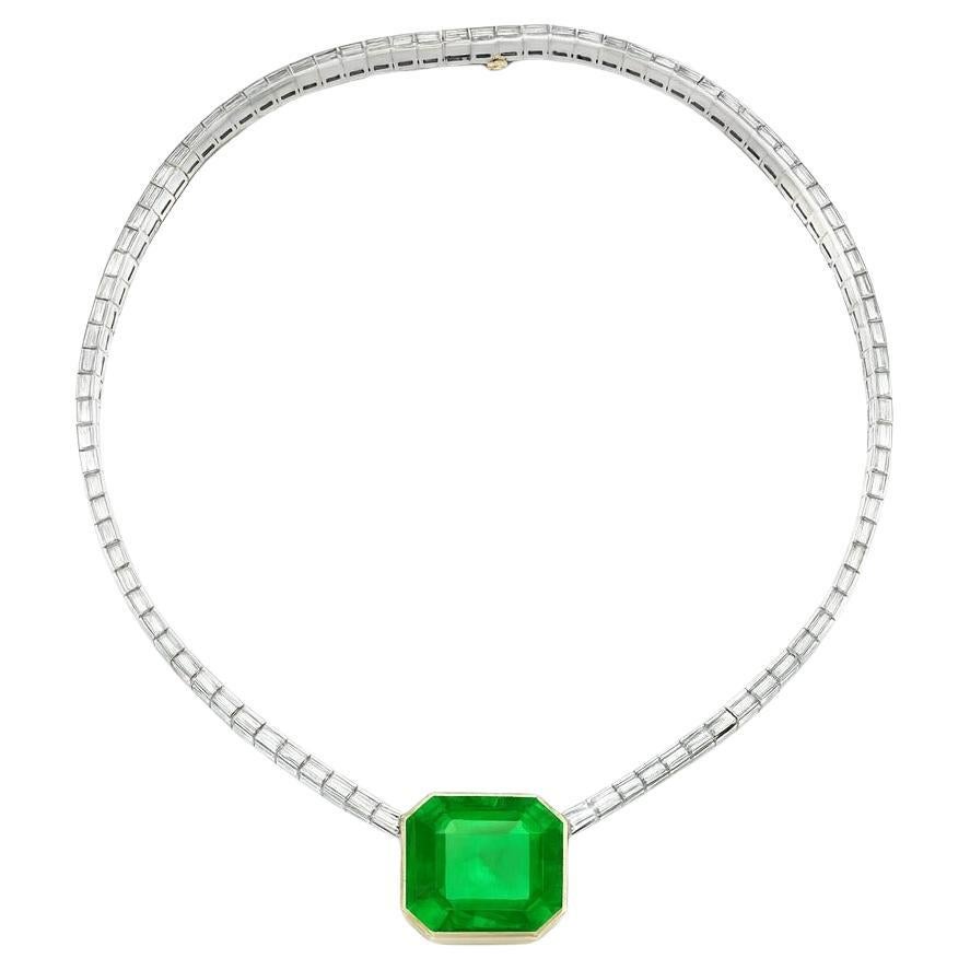 Contemporary GRS Certified 22.64 Carat Colombian Emerald and Diamond Platinum Necklace For Sale
