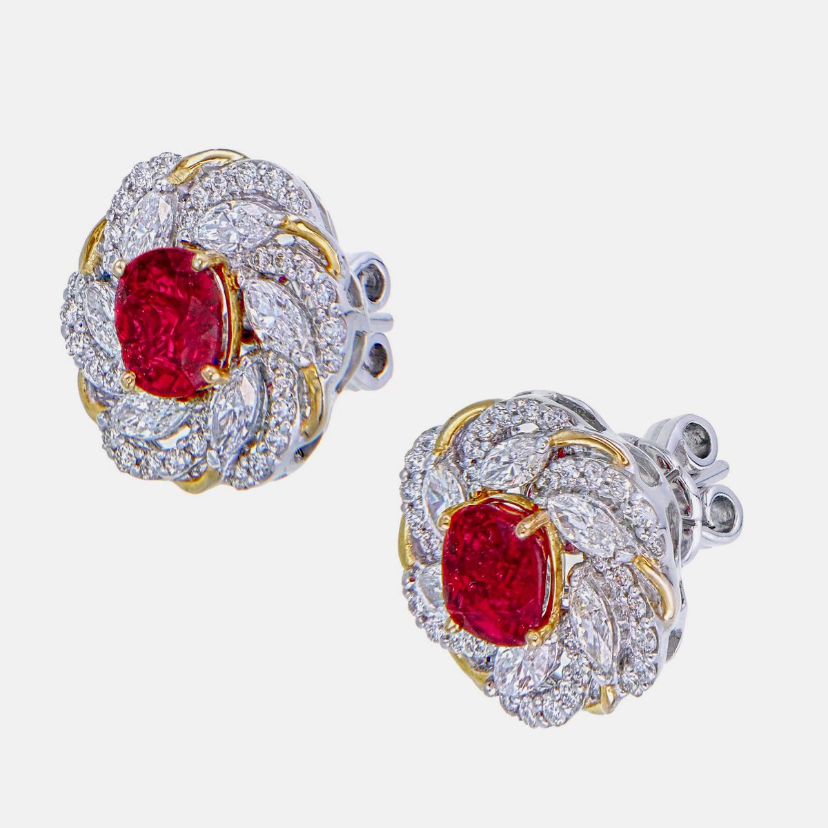 GRS-zertifizierte 2,27 Karat Burma No Heat Taubenblut Rubin und Diamant-Ohrringe (Kissenschliff) im Angebot
