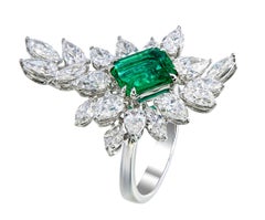 GRS Certified 2.40 Carat Insignificant Oil Vivid Zambian Emerald & Diamond Ring