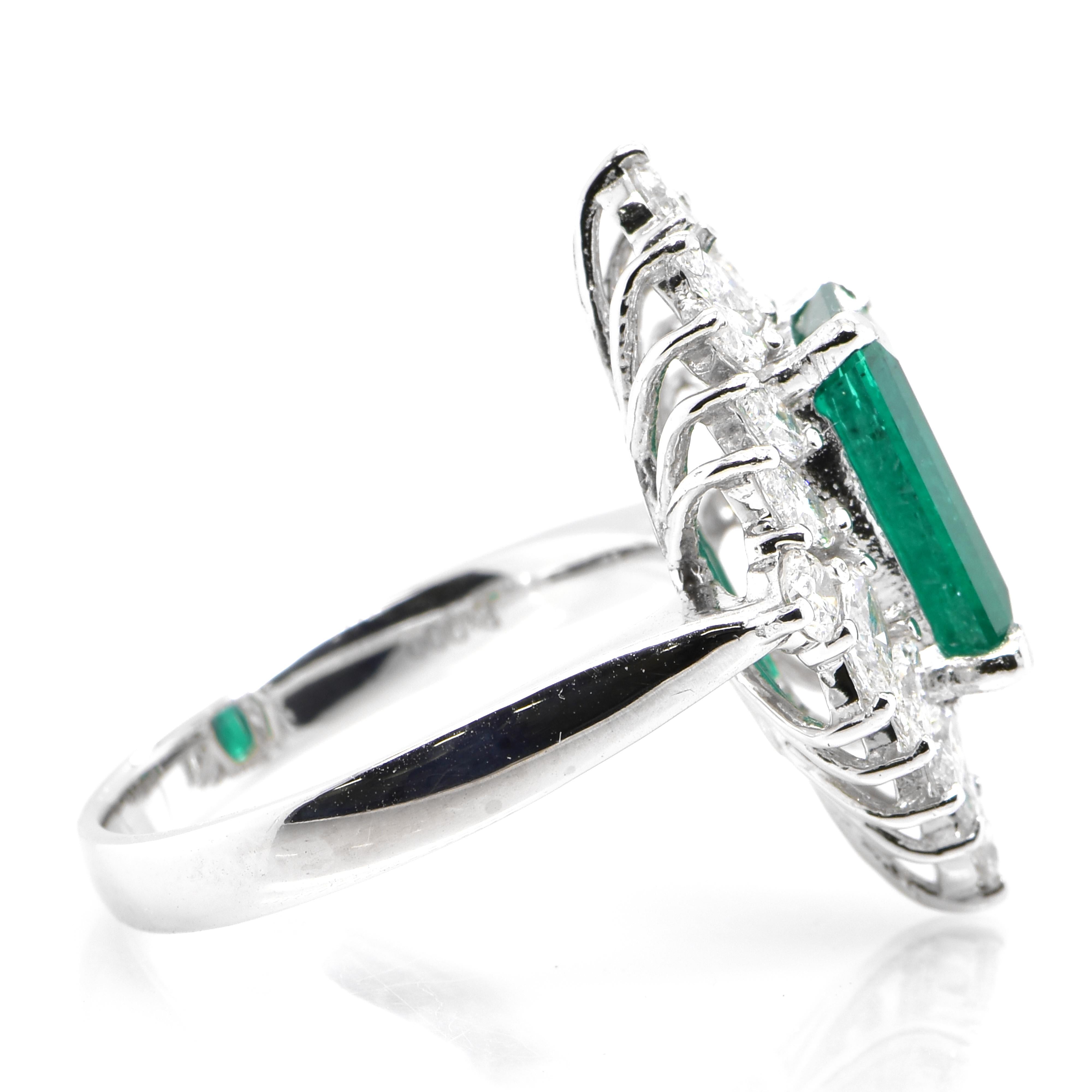 GRS Certified 2.42 Carat Colombian, Muzo Green Emerald Ring Set in Platinum In New Condition For Sale In Tokyo, JP