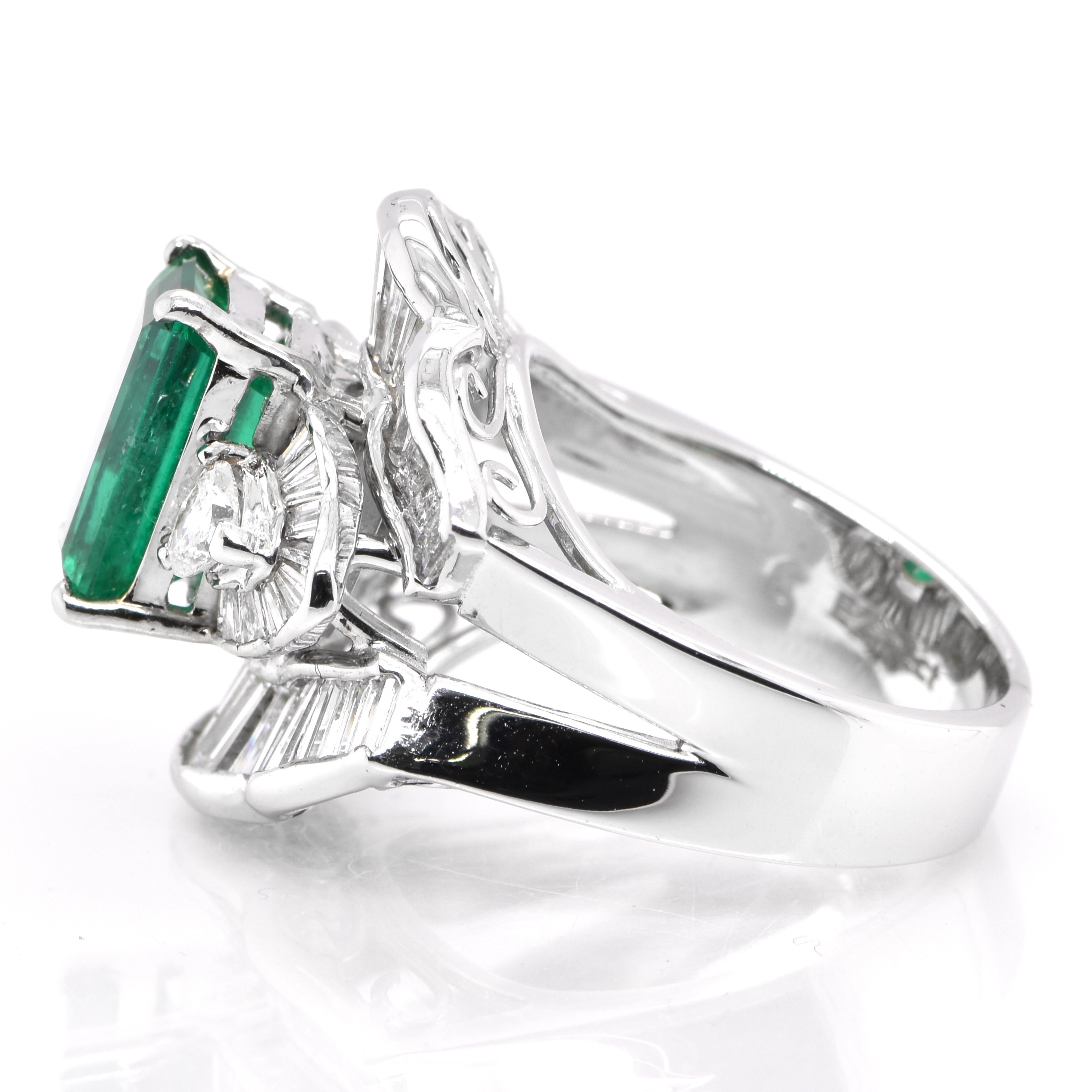 Modern GRS Certified 2.62 Carat Colombian, Muzo Green Emerald Ring set in 18K Gold For Sale