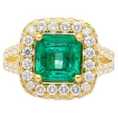 GRS Certified 2.66 Carat Minor Oil Colombian Emerald and Diamond Pave Ring