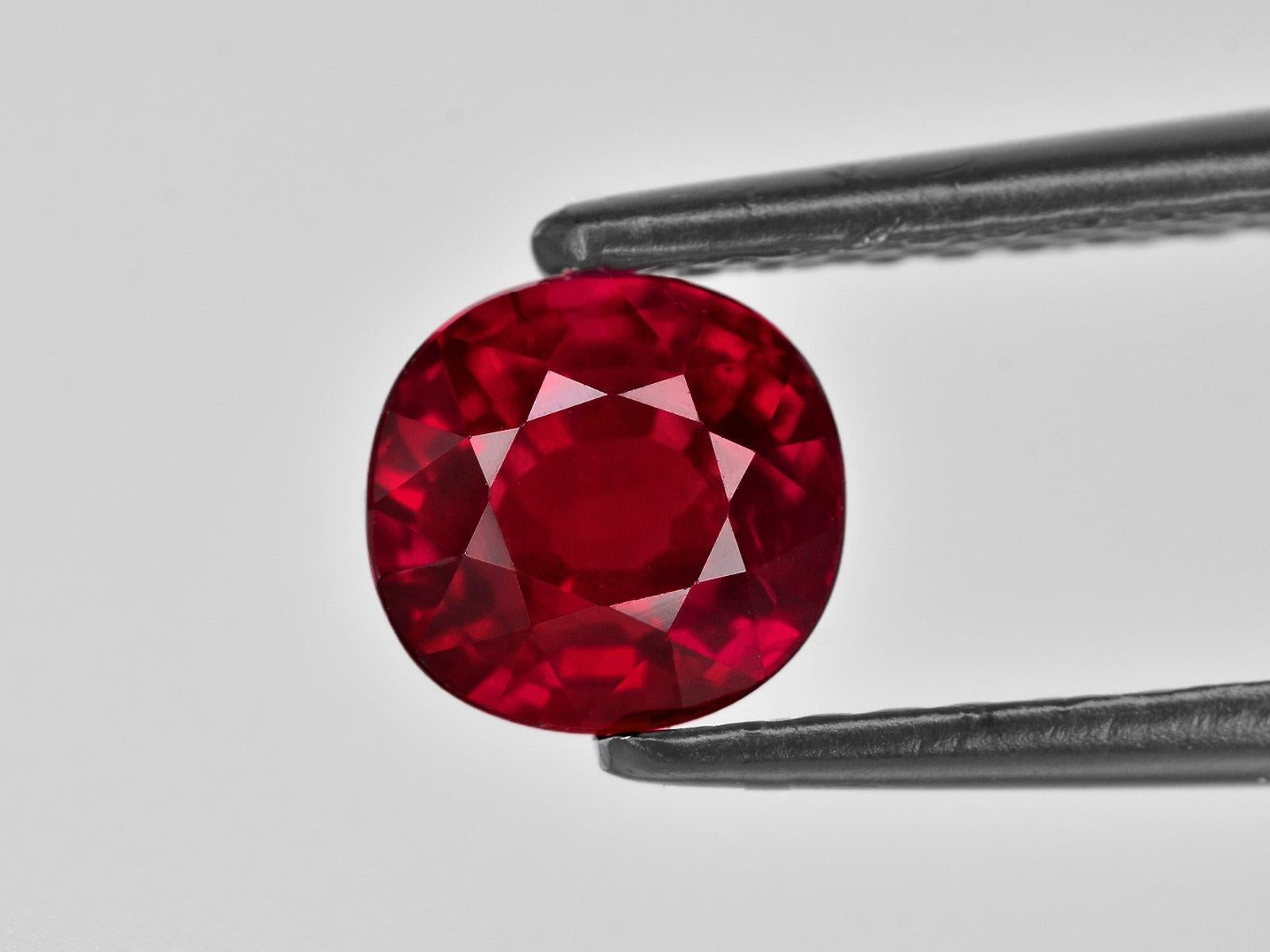 Oval Cut GRS Certified 2.72 Carat Pigeon's Blood Oval Deep Red Ruby Diamond Ring For Sale