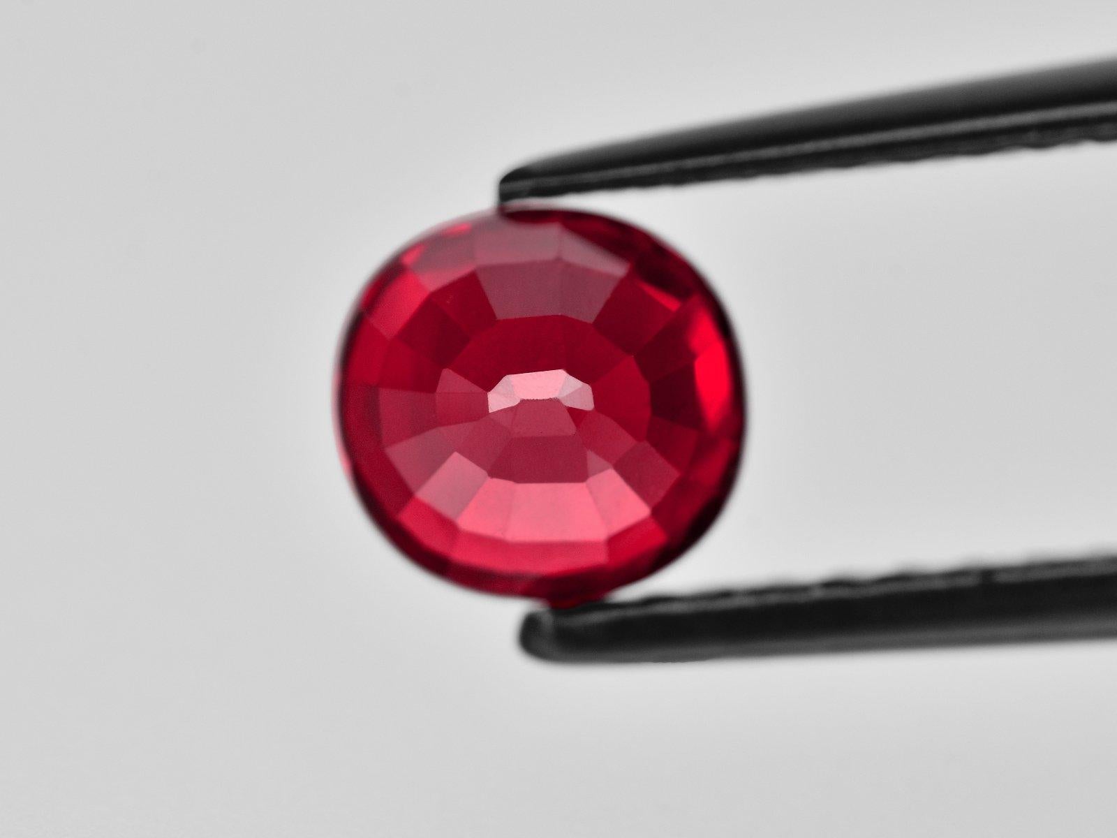 GRS Certified 2.72 Carat Pigeon's Blood Oval Deep Red Ruby Diamond Ring In New Condition For Sale In Chicago, IL