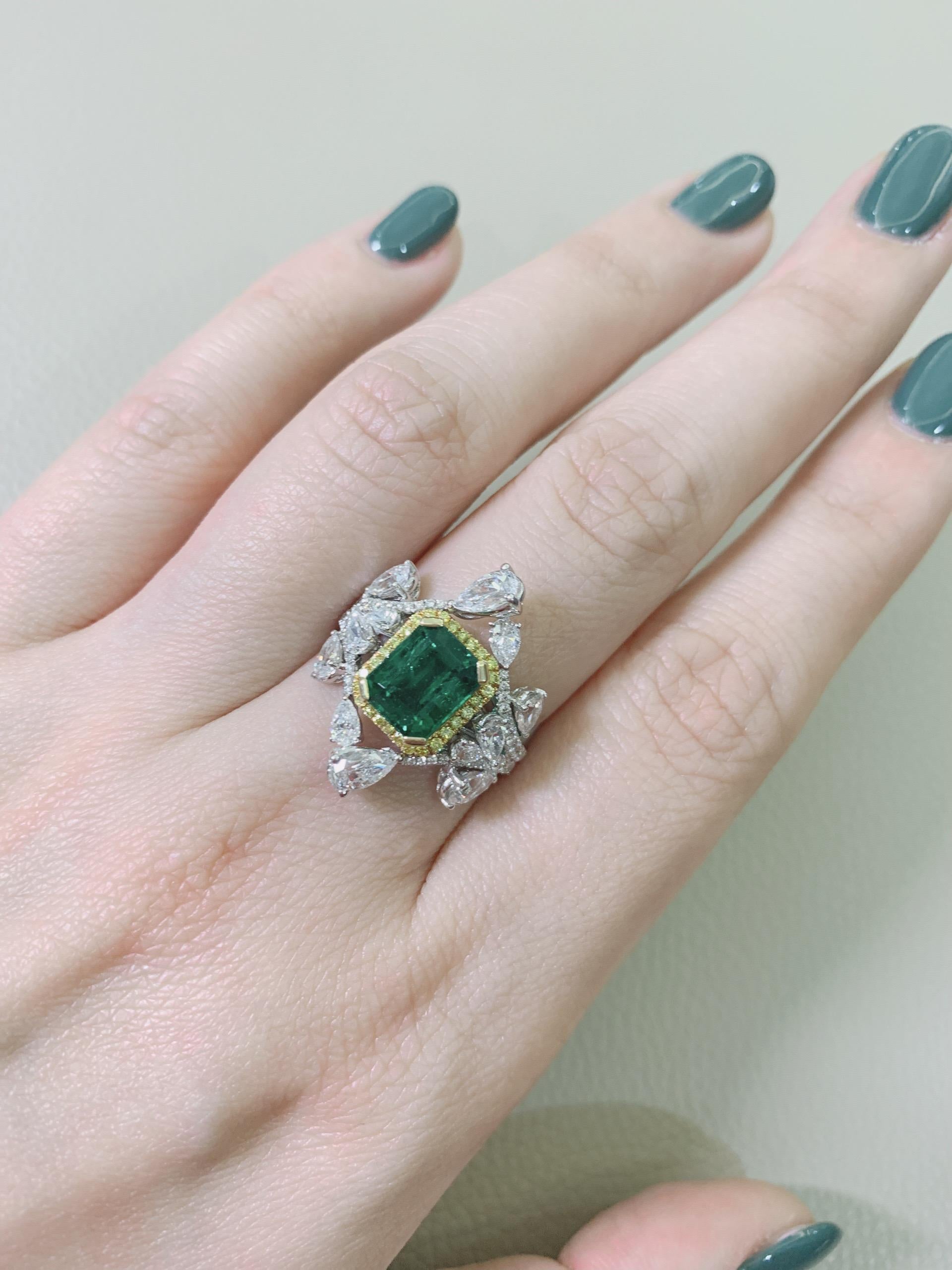 Emerald Cut White Gold GRS Certified 2.79 Carat Zambia Emerald Yellow Diamond Ring For Sale