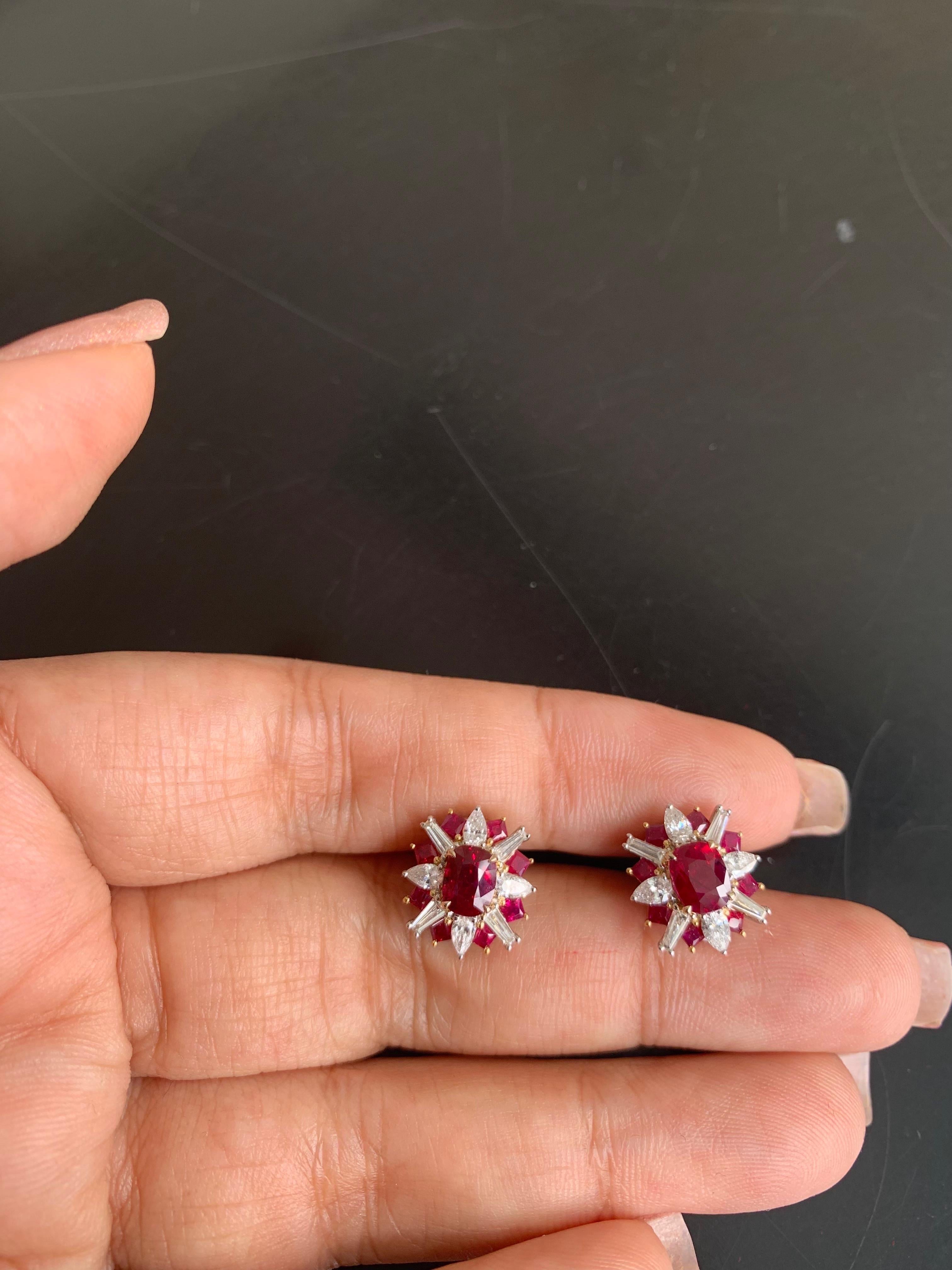 Orecchini con diamanti e sangue di piccione di Birmania certificati GRS da 2,88 carati in WG 18k In condizioni Nuovo in vendita a Bangkok, TH