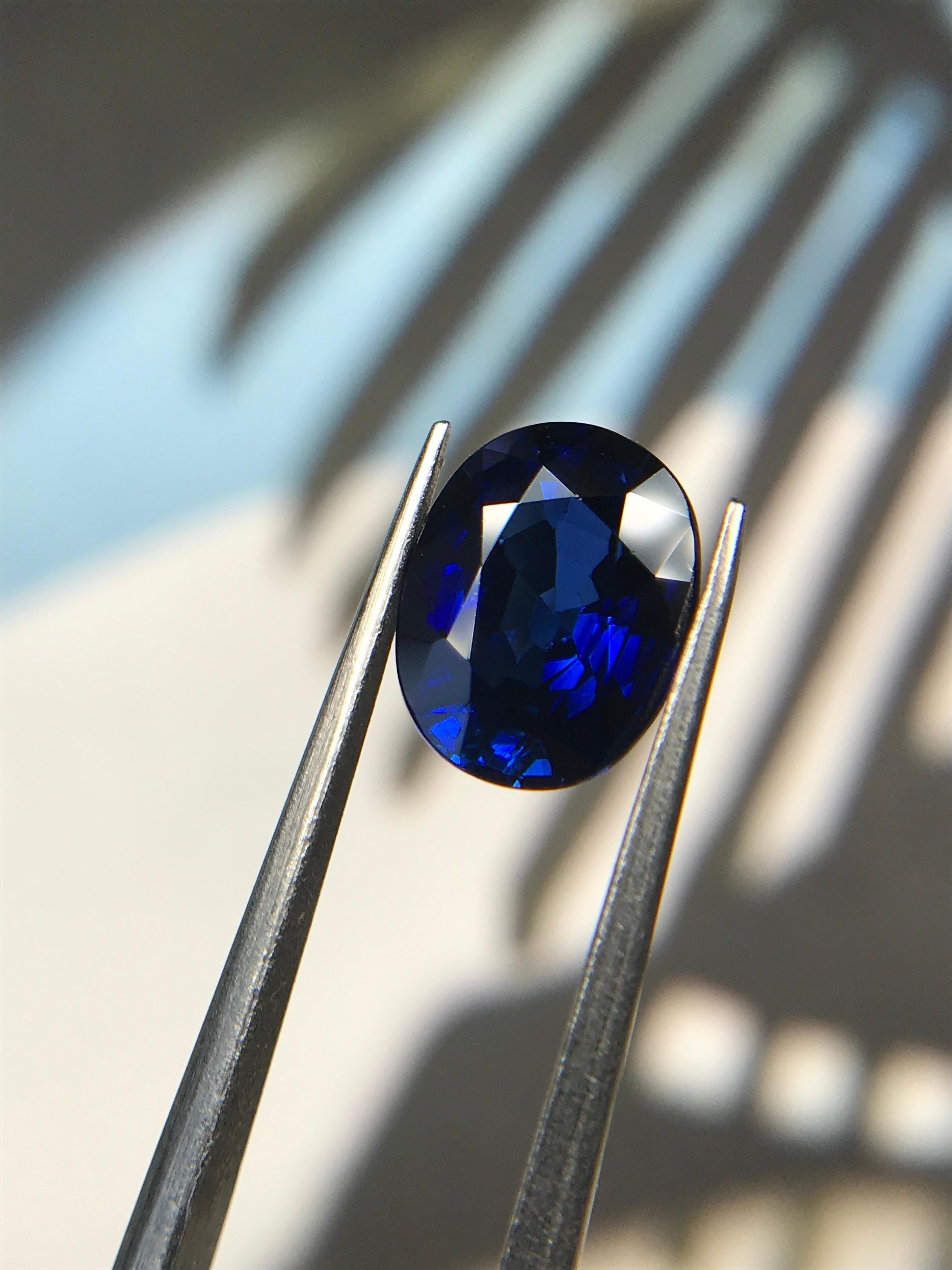 Contemporain Saphir bleu royal ovale certifié GRS de 2,88 carats en vente