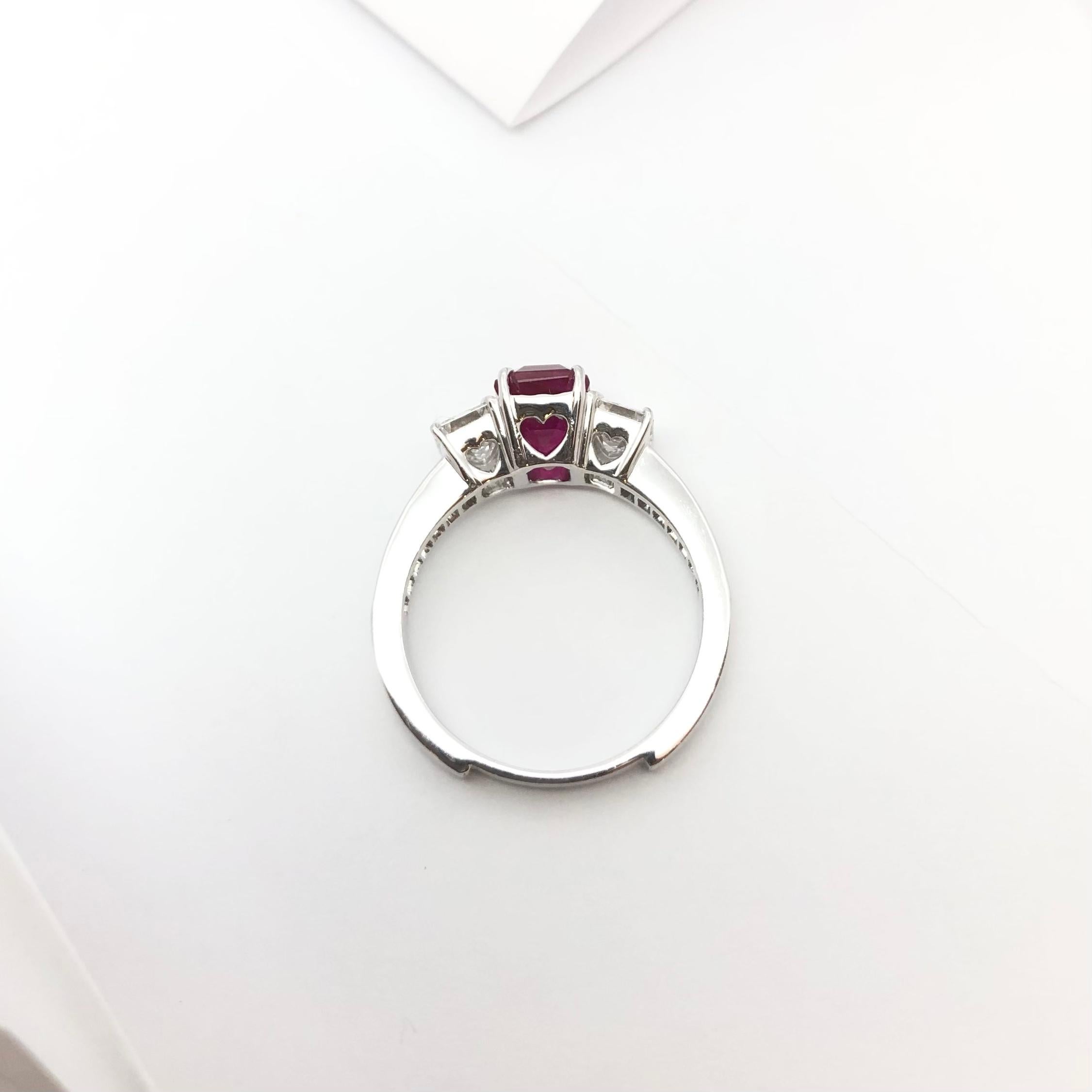 GRS Certified 2cts Pigeon's Blood Burmese Ruby with Diamond Ring in Platinum For Sale 8