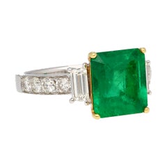 GRS Certified 3 Carat Vivid Green Minor Oil Colombian Emerald & Diamond 18K Ring