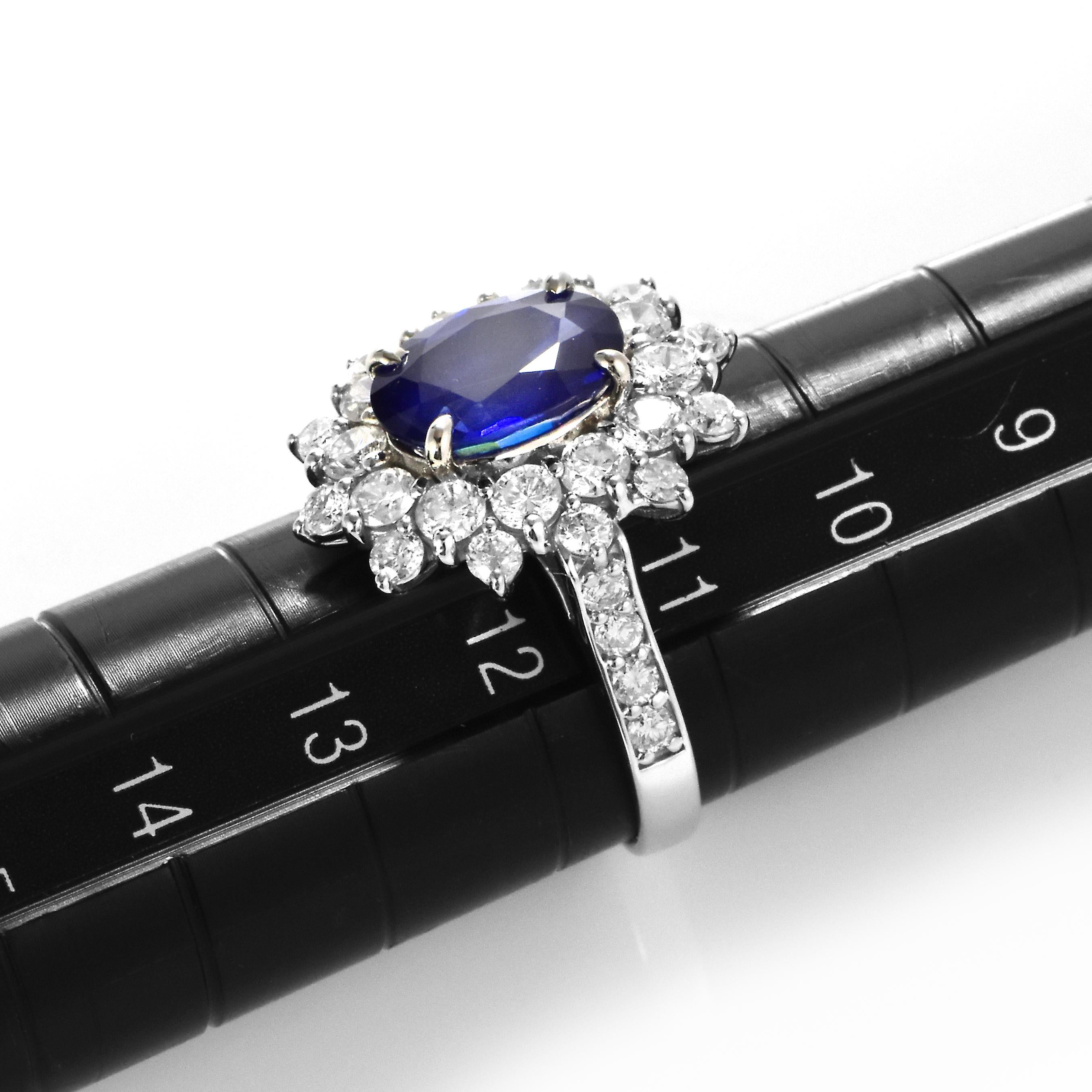 GRS Certified 3.00 Carat Natural Royal Blue Sapphire Ring Made in Platinum im Angebot 4