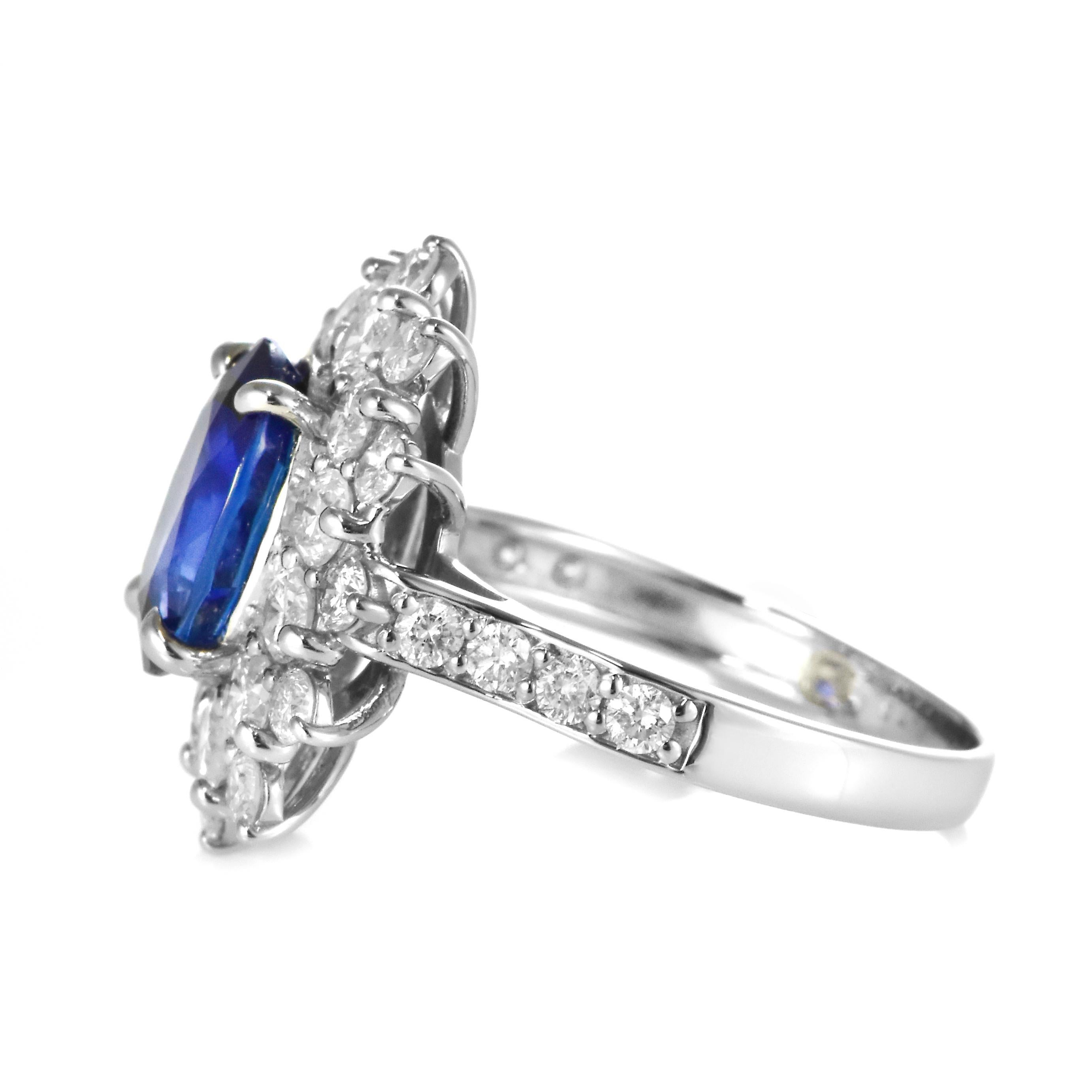 GRS Certified 3.00 Carat Natural Royal Blue Sapphire Ring Made in Platinum im Angebot 5